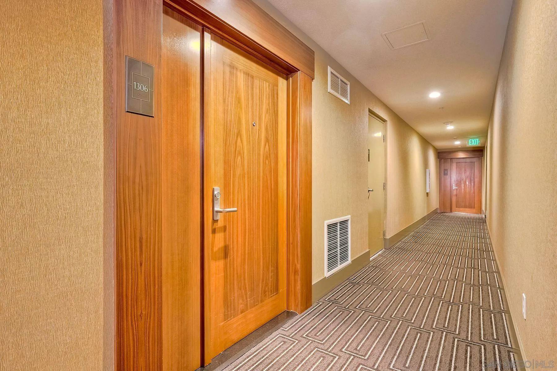 San Diego, CA 92101,700 W Harbor Dr #1306