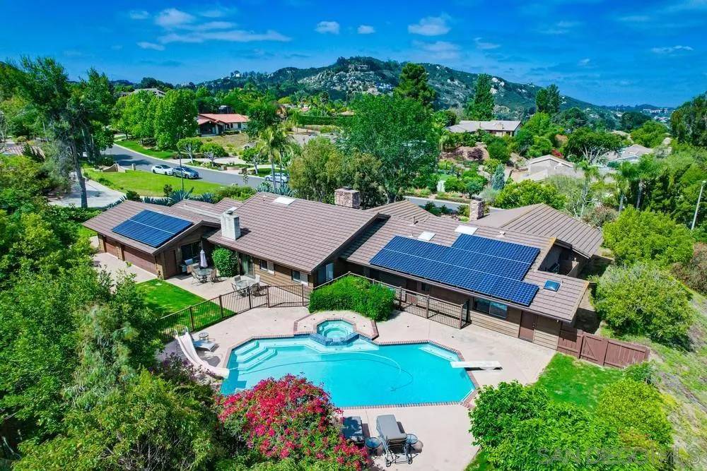 Poway, CA 92064,15943 Ranch Hollow Rd