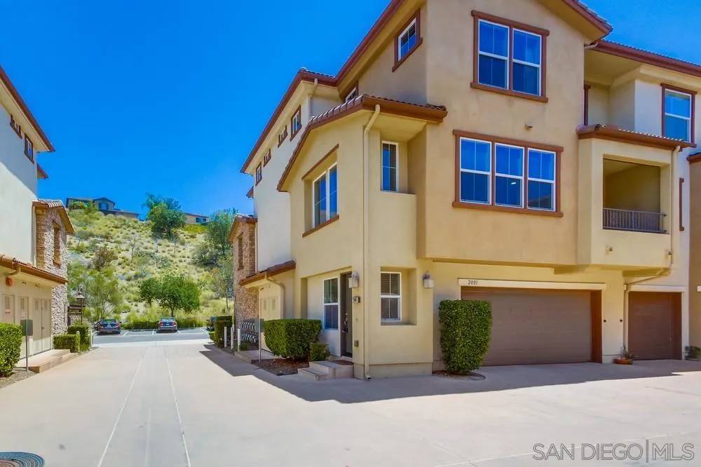 Santee, CA 92071,2001 Montilla St