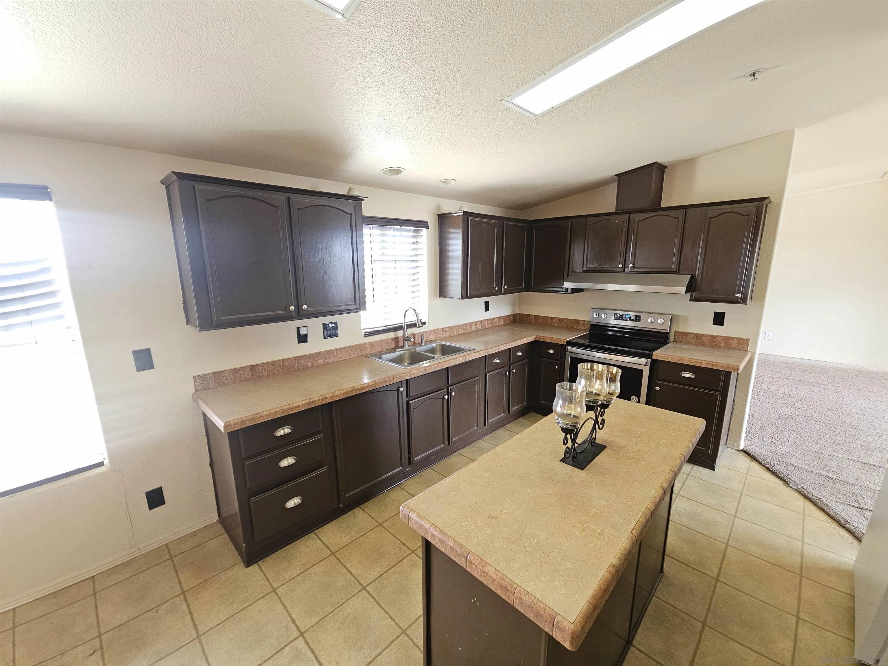 Boulevard, CA 91905,1696 Mary Joe Ln