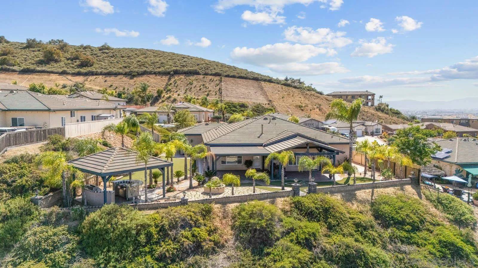 Santee, CA 92071,8818 Diamondback Dr