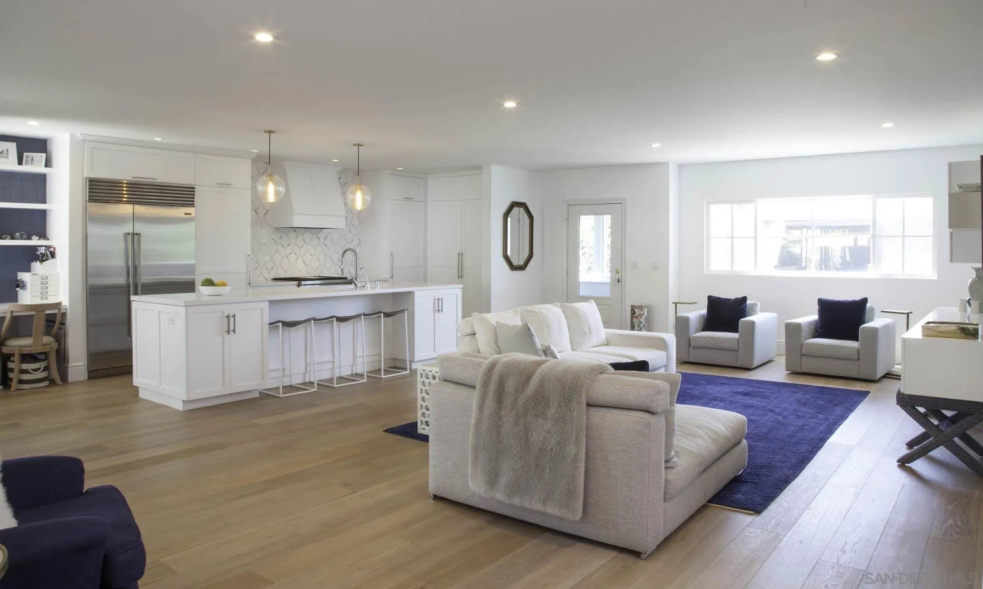 La Jolla, CA 92037,6429 Dowling Drive