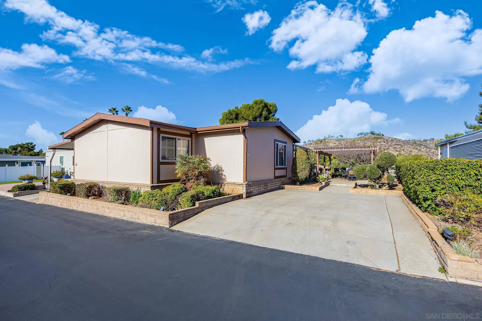 Fallbrook, CA 92028,4650 Dulin Rd #Unit 12