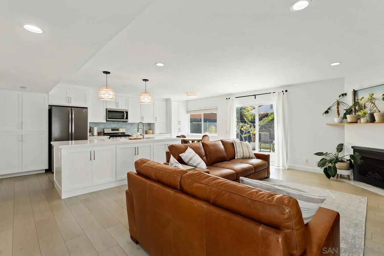 San Marcos, CA 92069,568 Carrie Cir