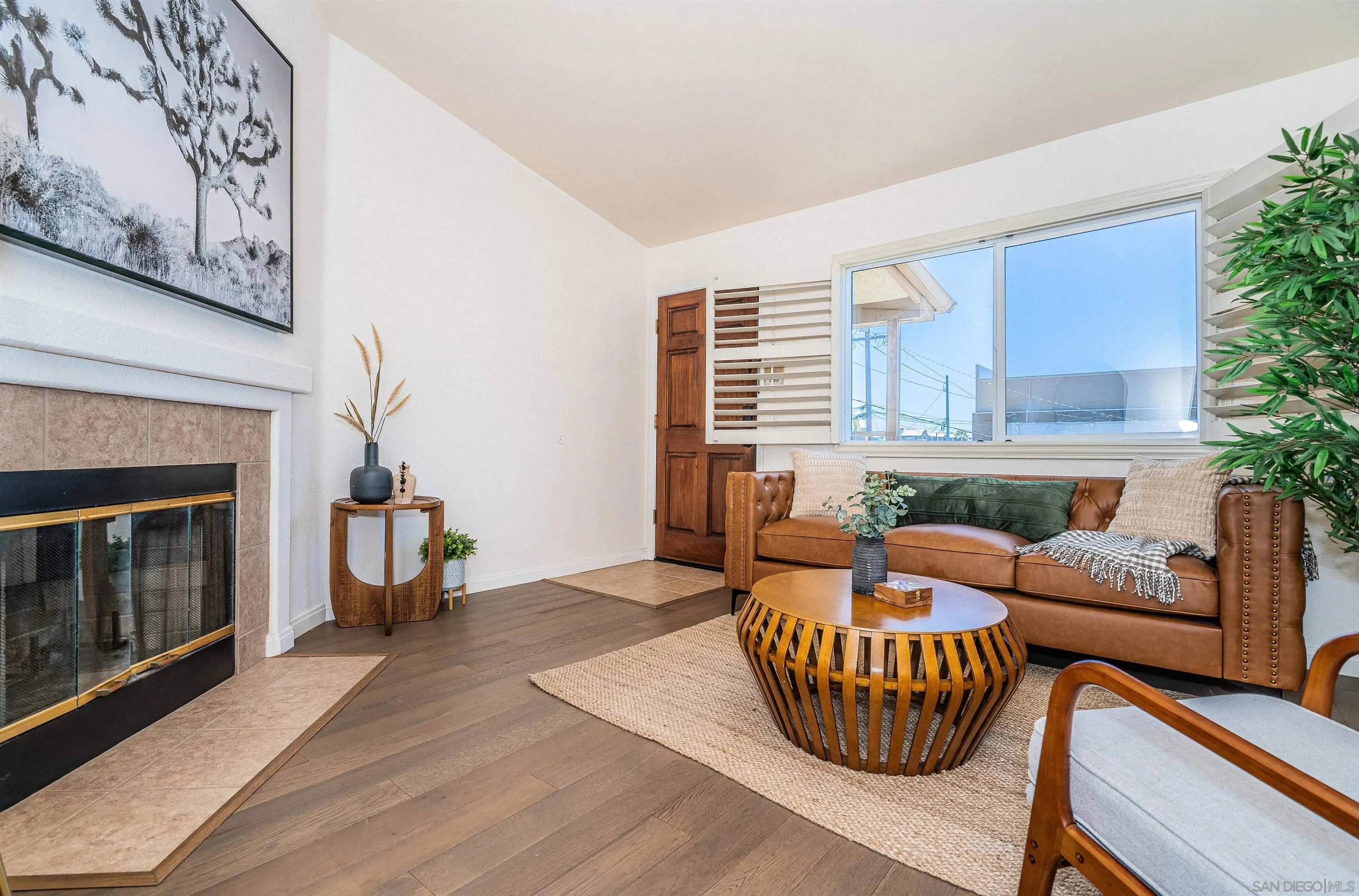 San Diego, CA 92104,4353 Felton St #5