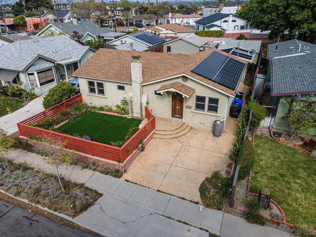 San Diego, CA 92116,5075-77 35th St