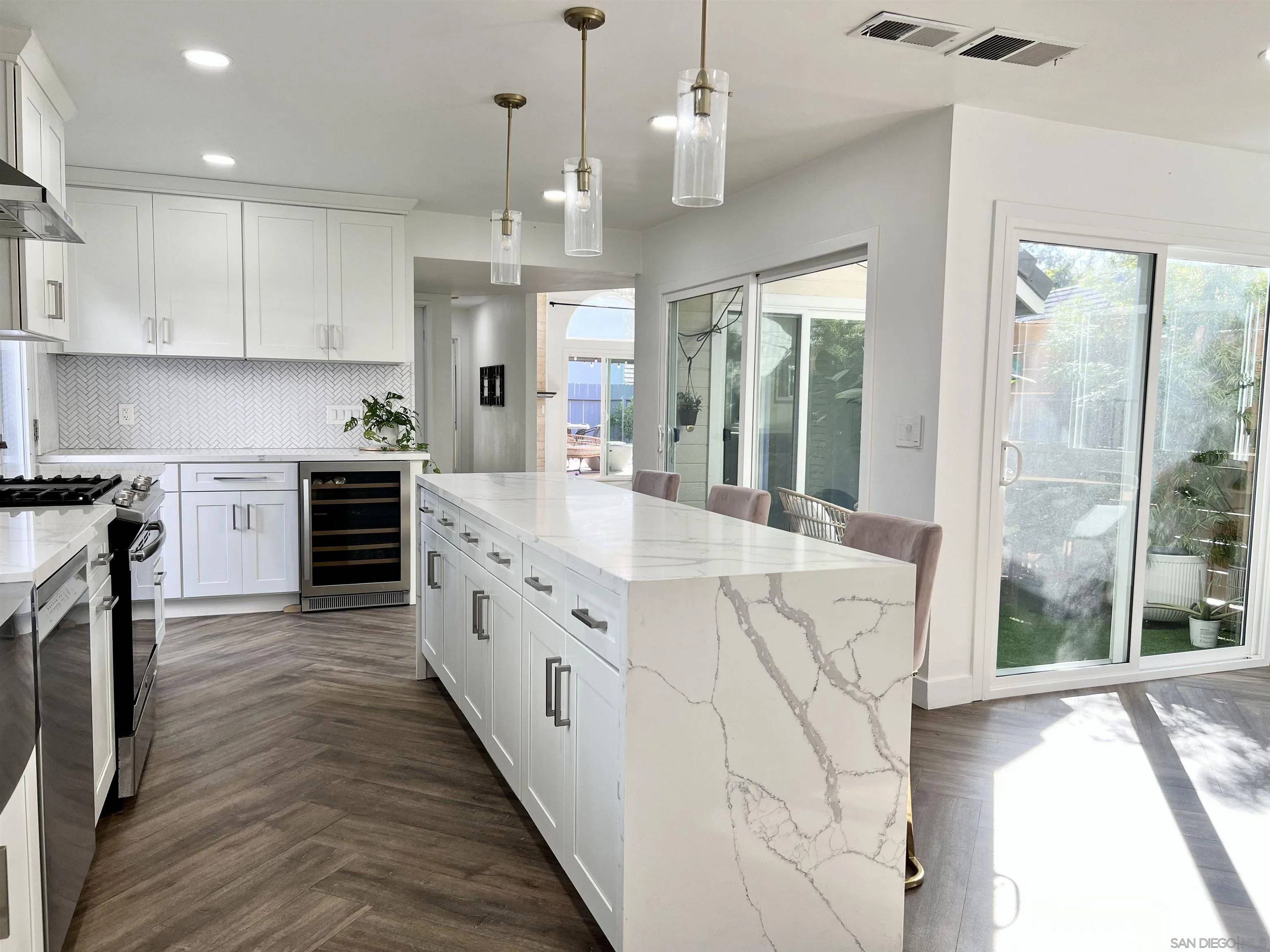 San Diego, CA 92128,10632 Rancho Carmel Dr