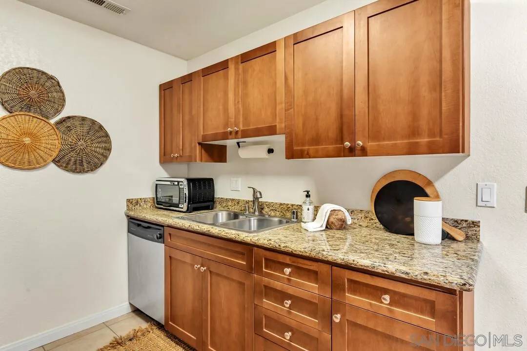 Escondido, CA 92026,240 W Lincoln Ave #36