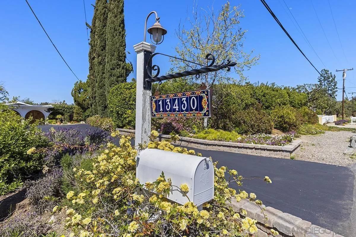 Poway, CA 92064,13430 Sagewood Drive
