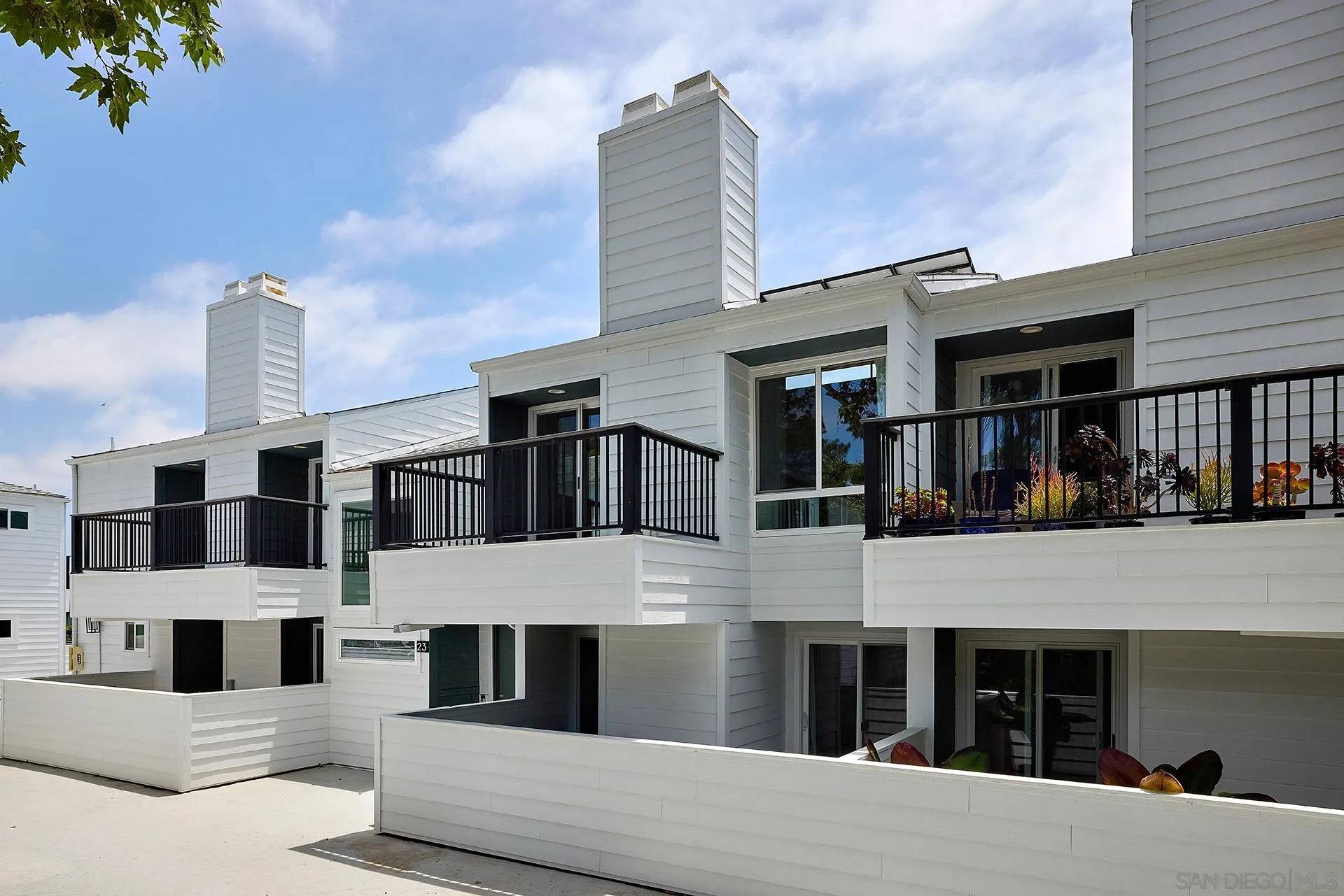 Solana Beach, CA 92075,707 S Sierra Ave #23