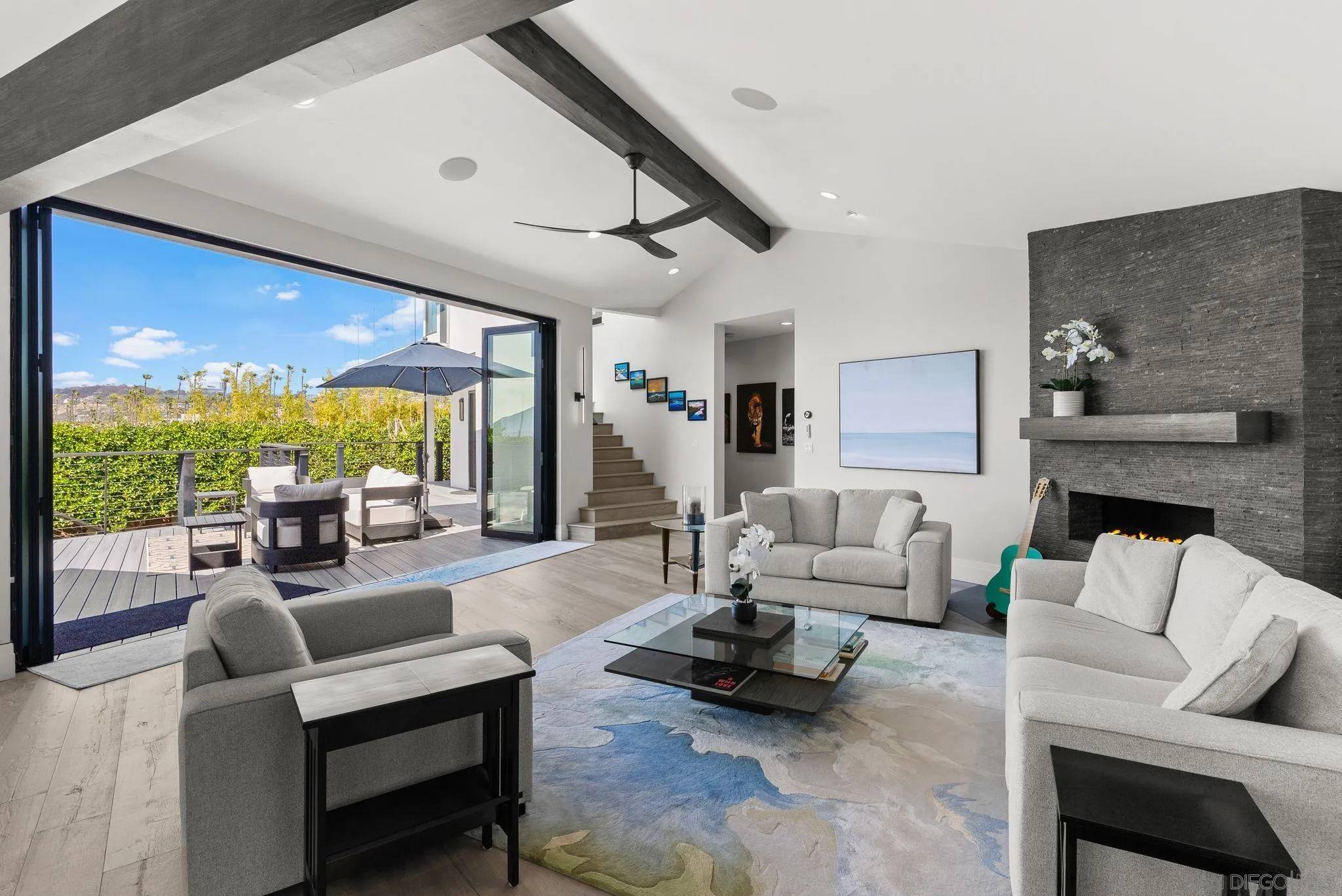 La Jolla, CA 92037,7982 Roseland Dr
