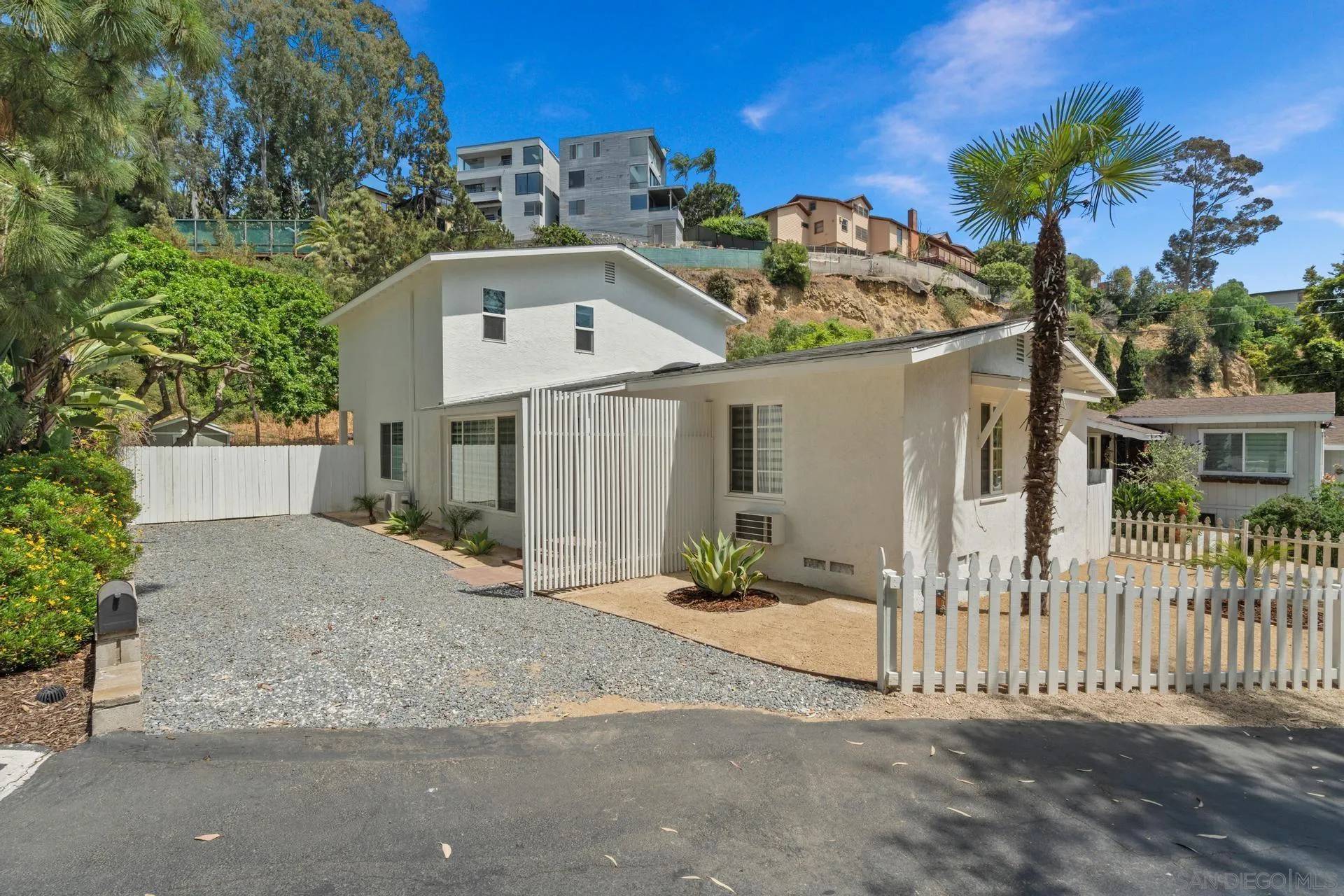 San Diego, CA 92103,2821 N Arroyo Drive