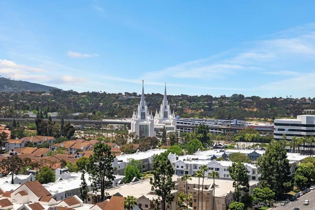 San Diego, CA 92122,3890 Nobel Dr. ##1604