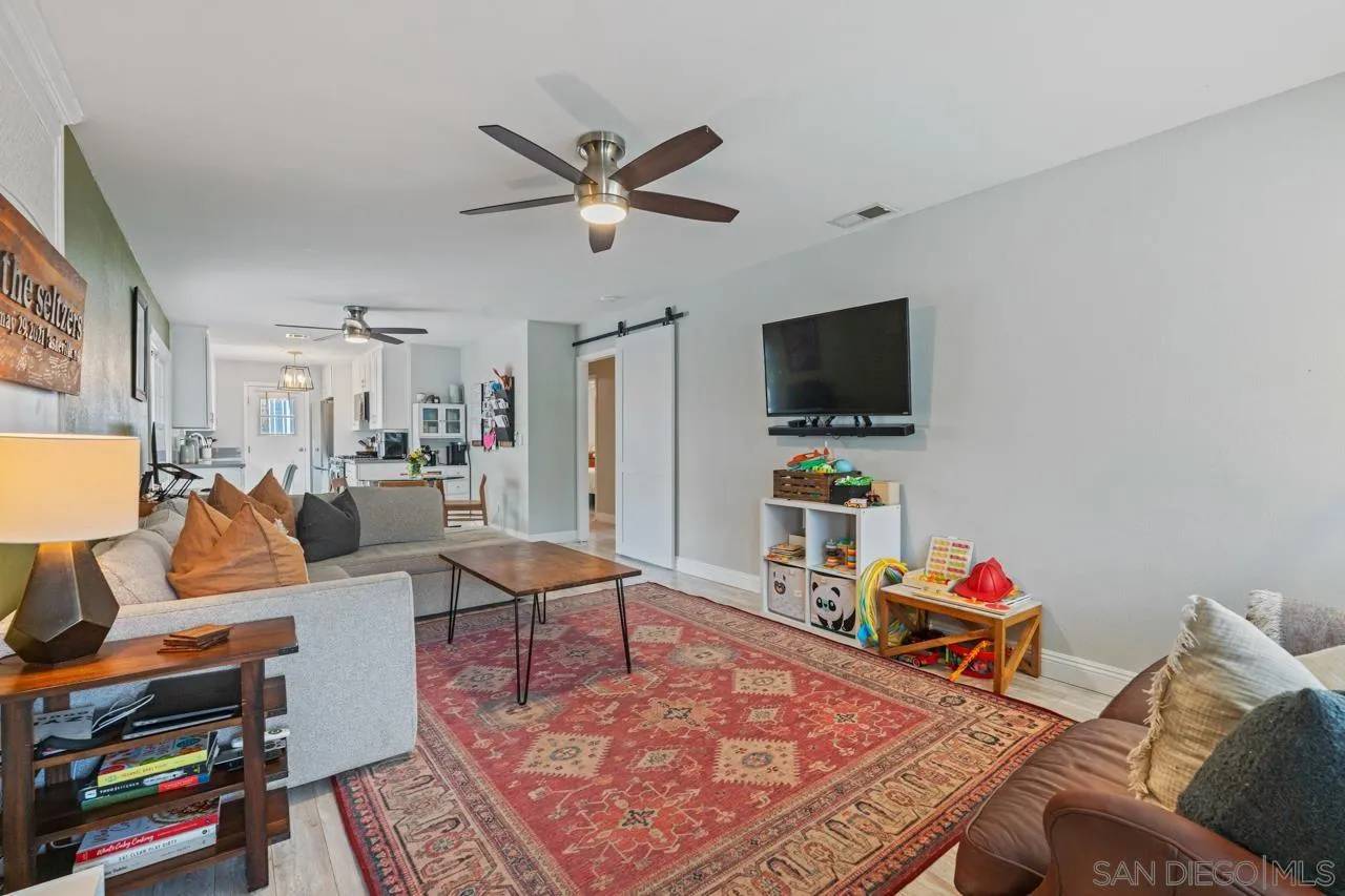 Santee, CA 92071,9126 Heatherdale St