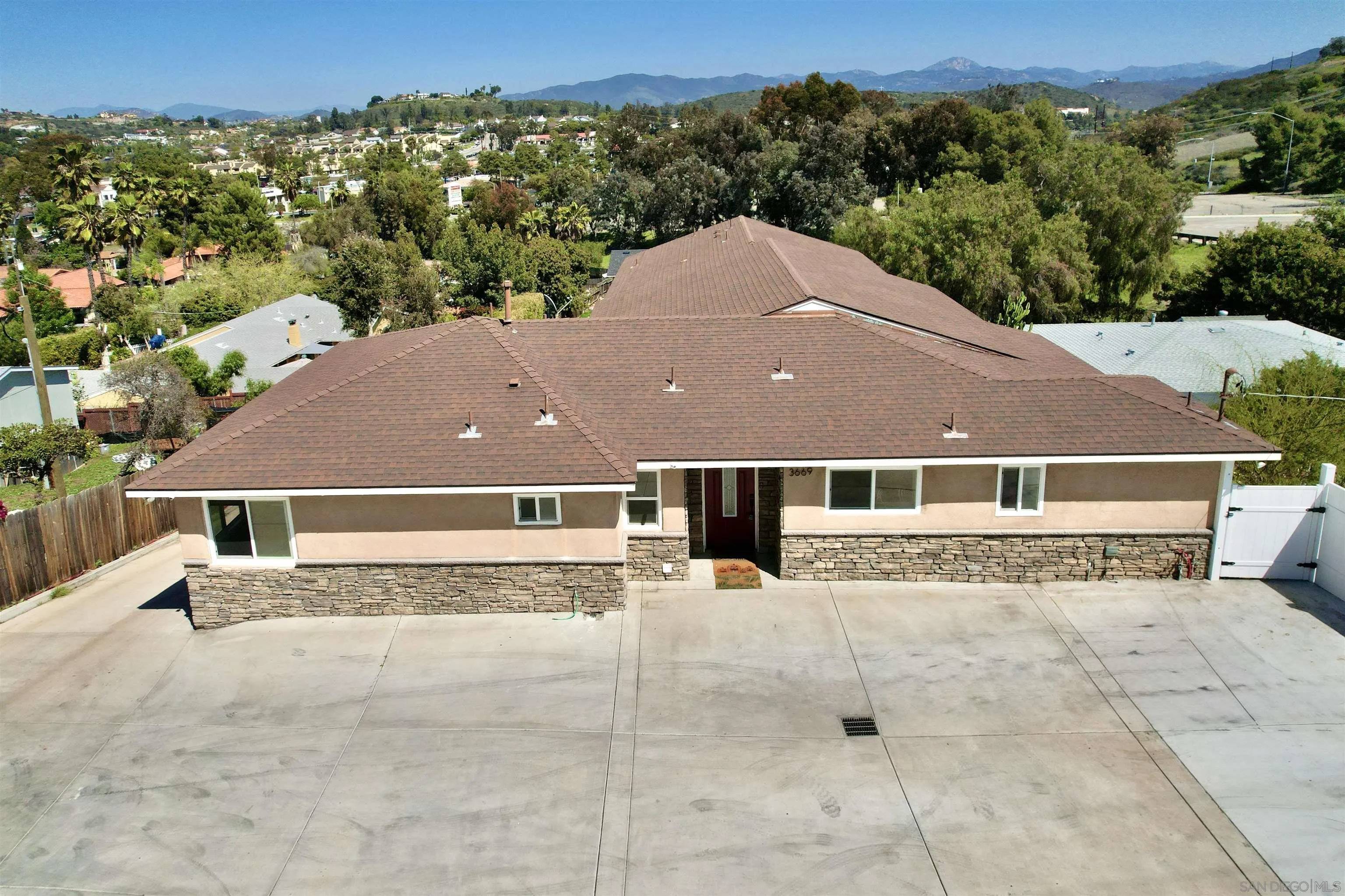 Spring Valley, CA 91977,3669 Calavo Dr