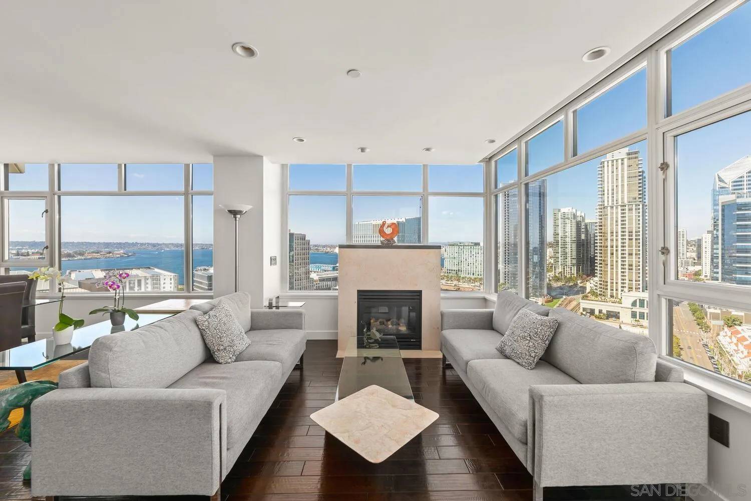 San Diego, CA 92101,700 W Harbor #2101
