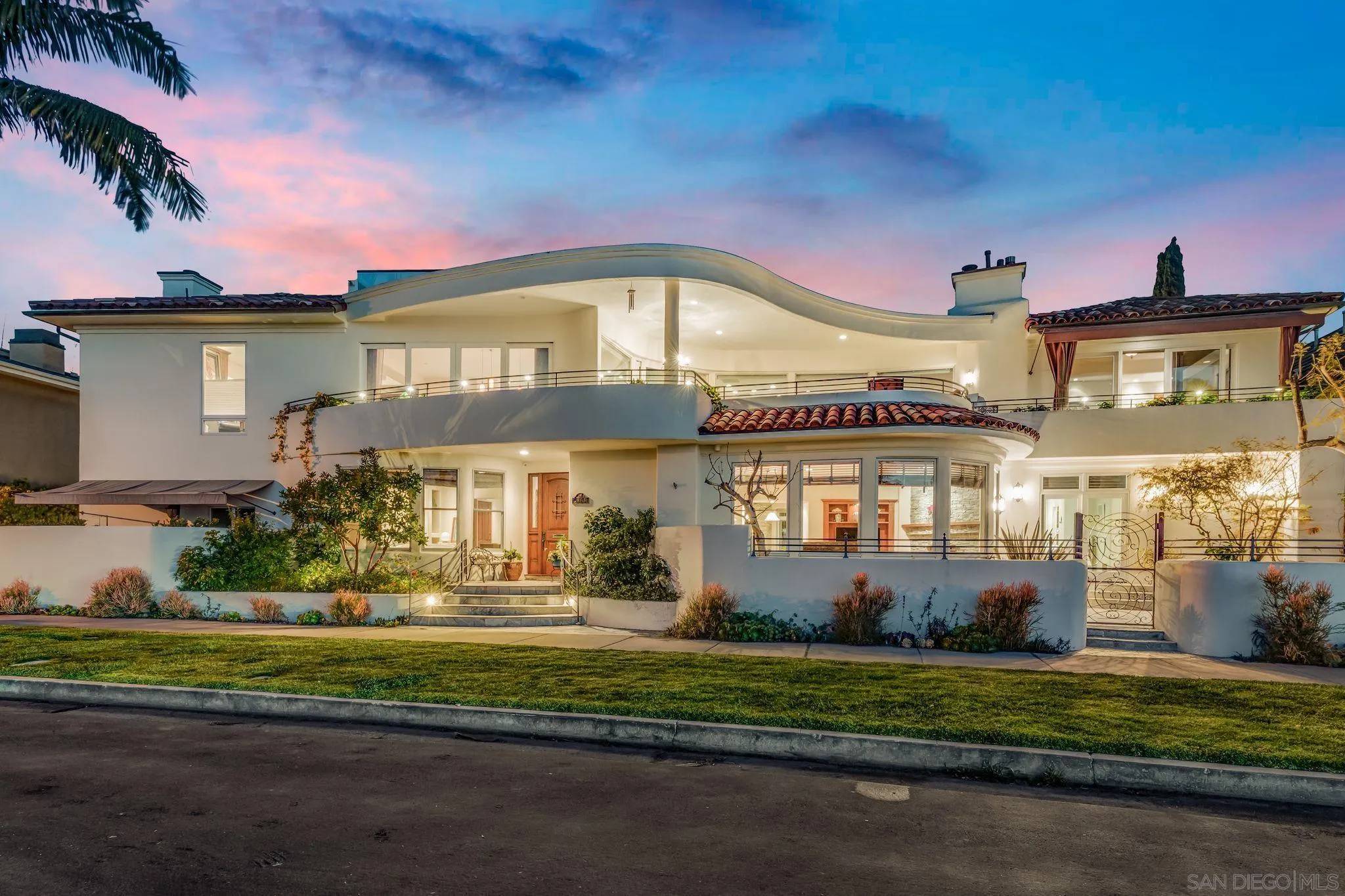 Coronado, CA 92118,1121 Isabella Ave