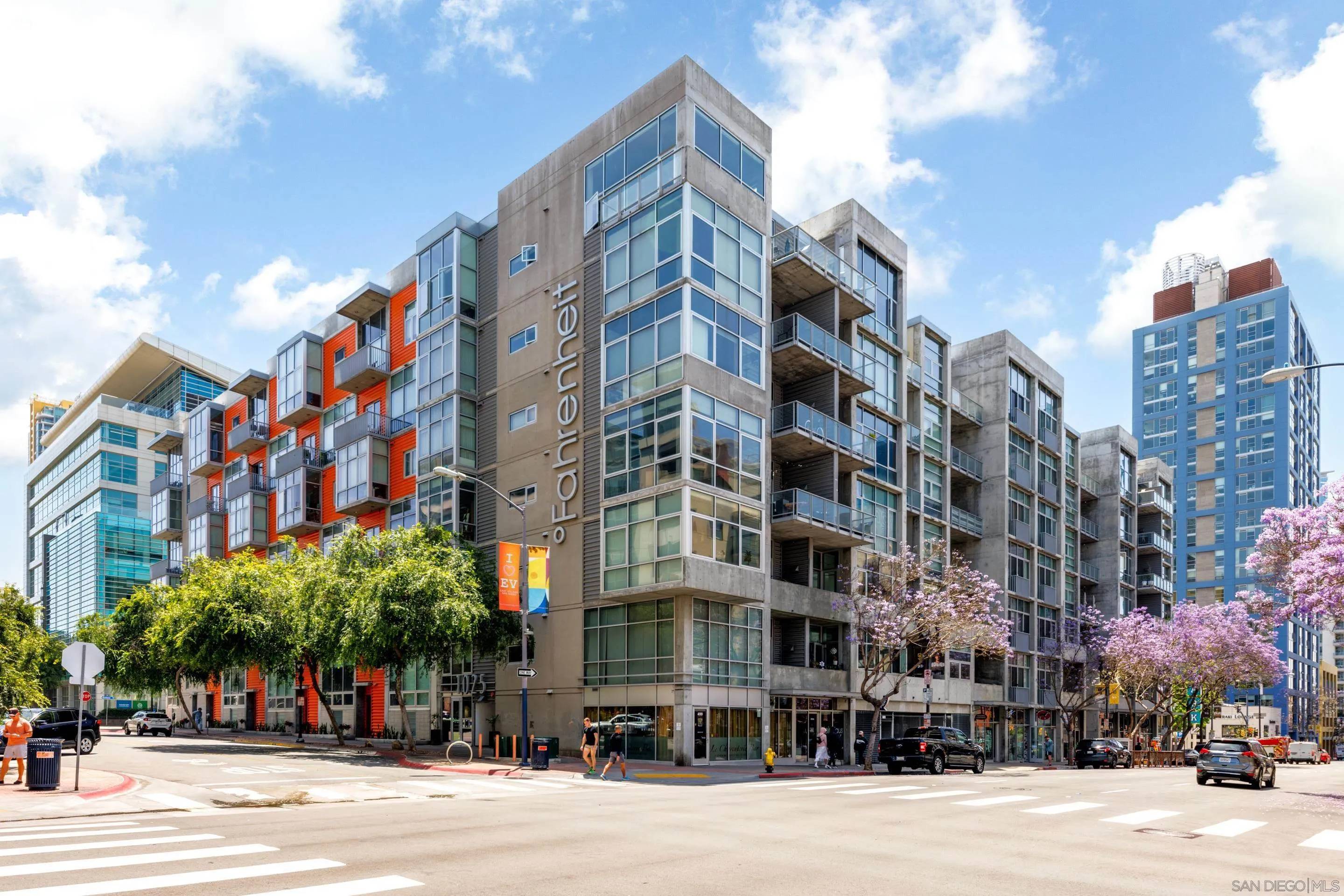 San Diego, CA 92101,1025 Island Ave #313