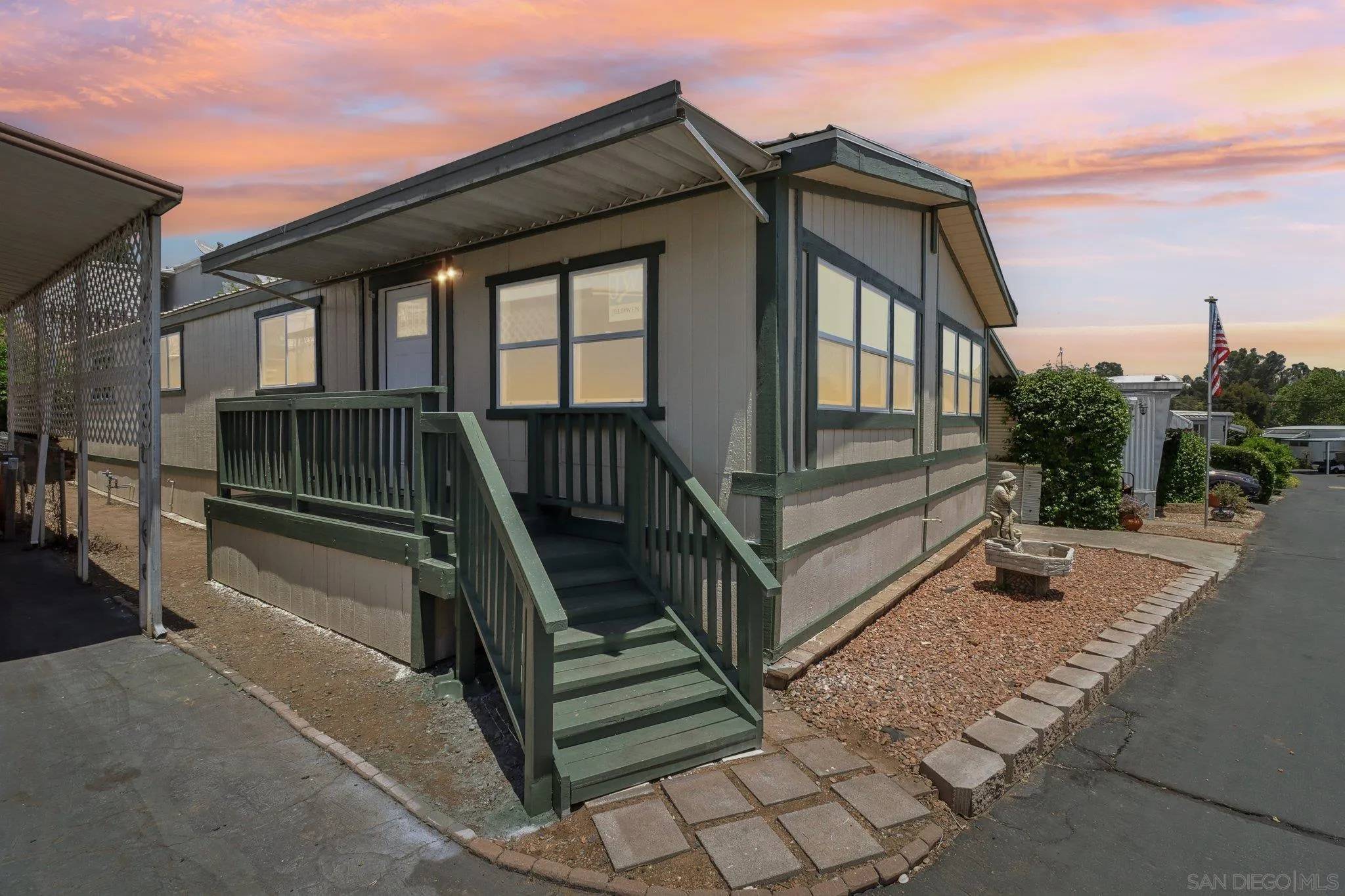Valley Center, CA 92082,28890 Lilac Rd #97