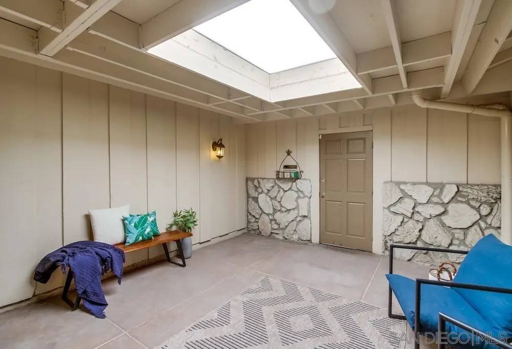 San Diego, CA 92119,7296 Golfcrest Dr