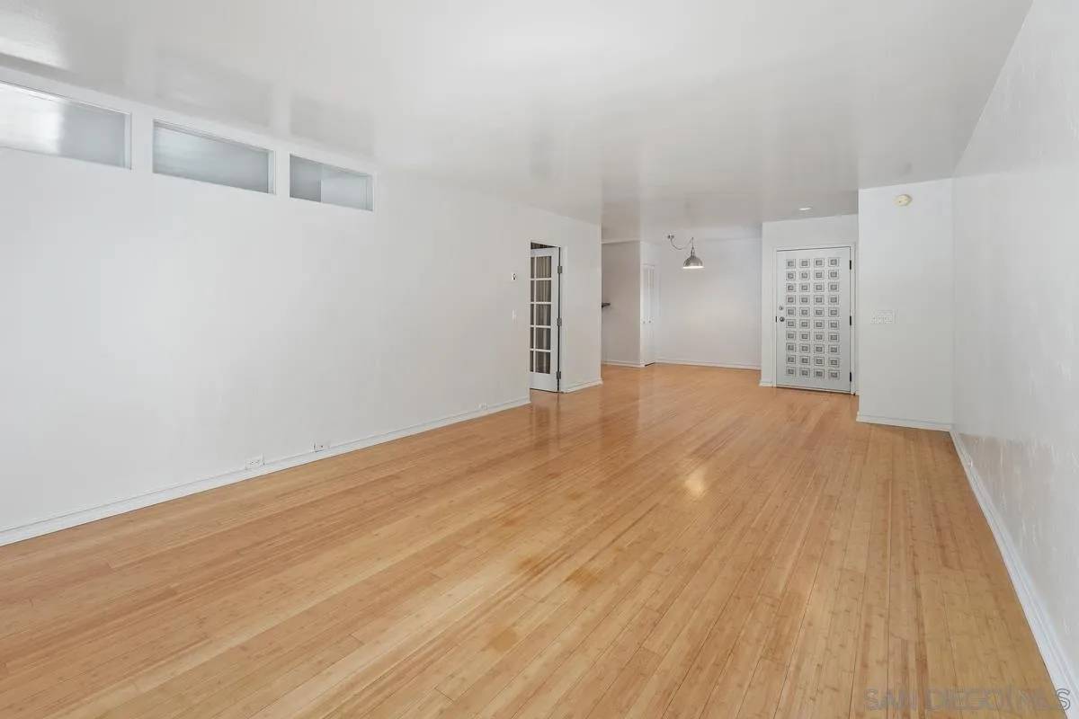 La Jolla, CA 92037,2600 Torrey Pines Rd #A31