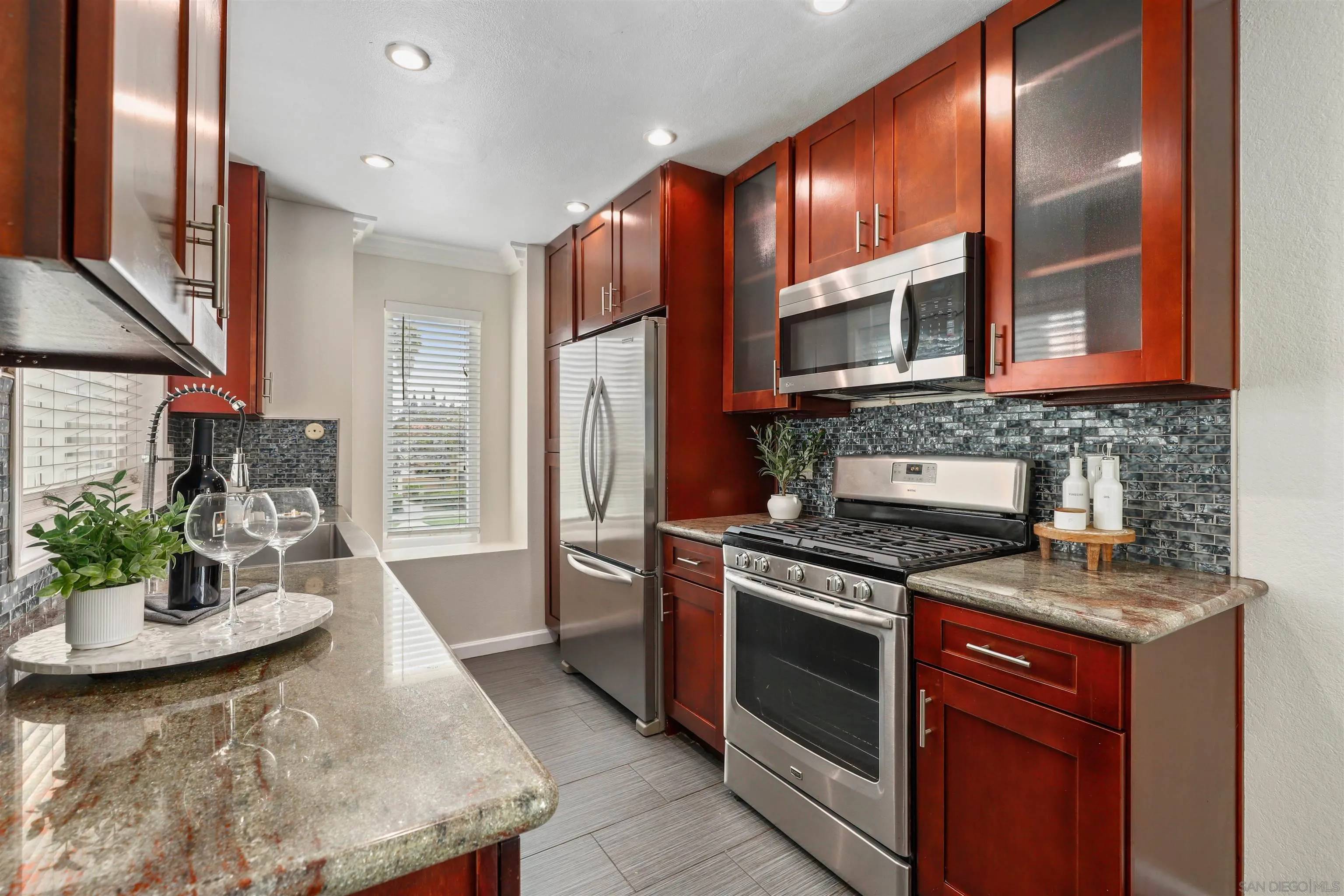 San Diego, CA 92126,10855 Camino Ruiz #48