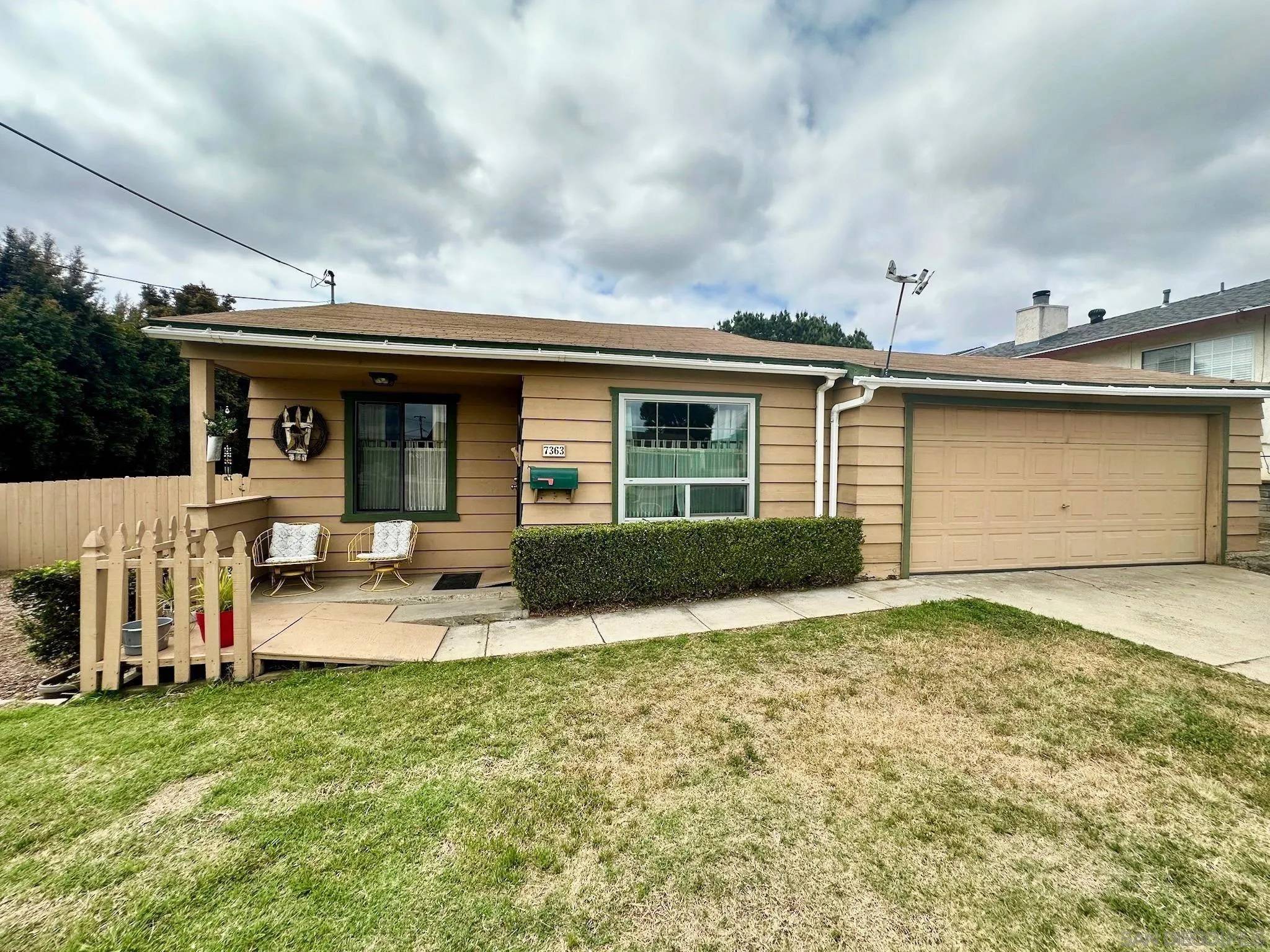 Lemon Grove, CA 91945,7363 Mount Vernon St