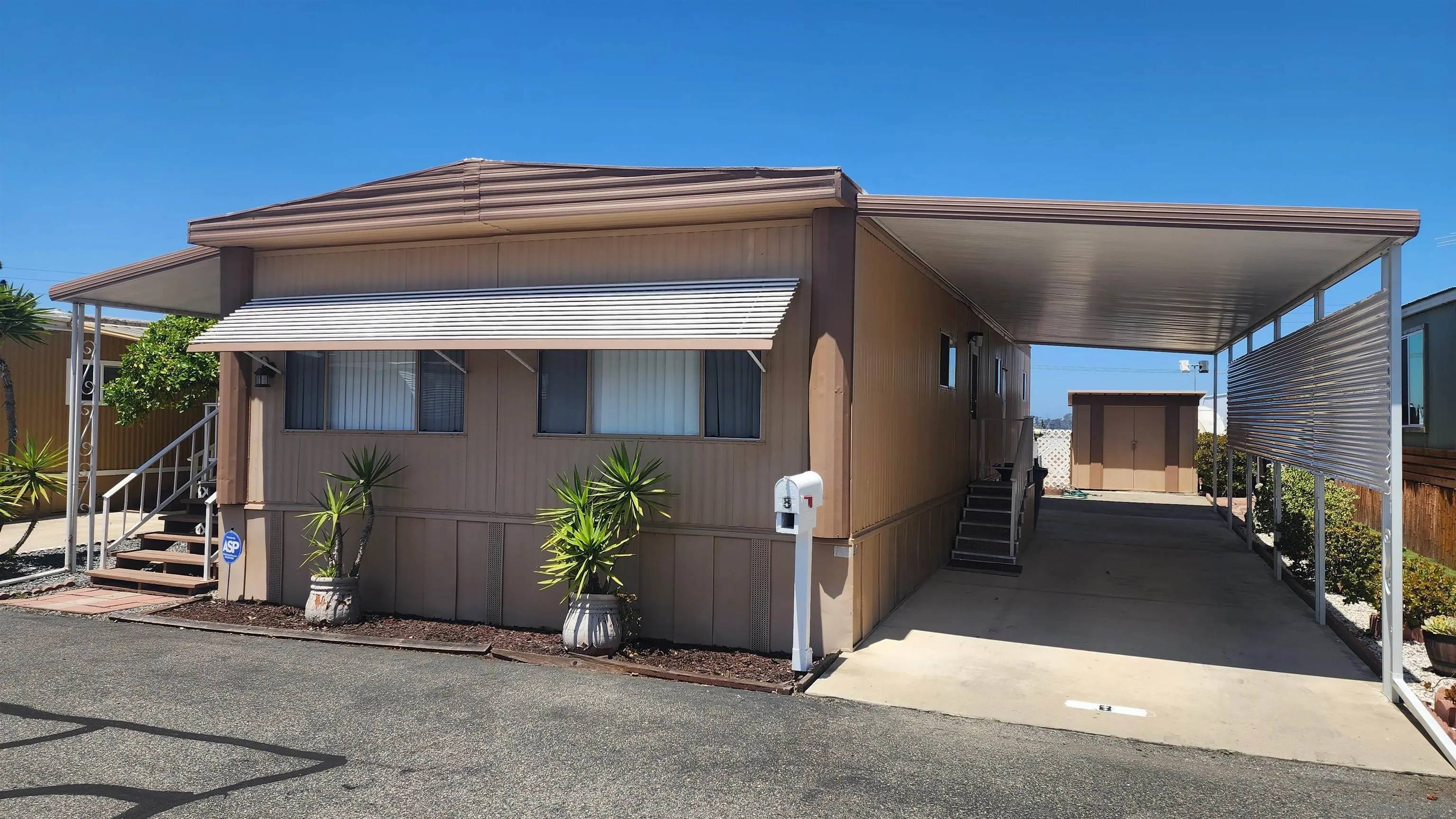 Oceanside, CA 92056,8 Blue Sky Lane