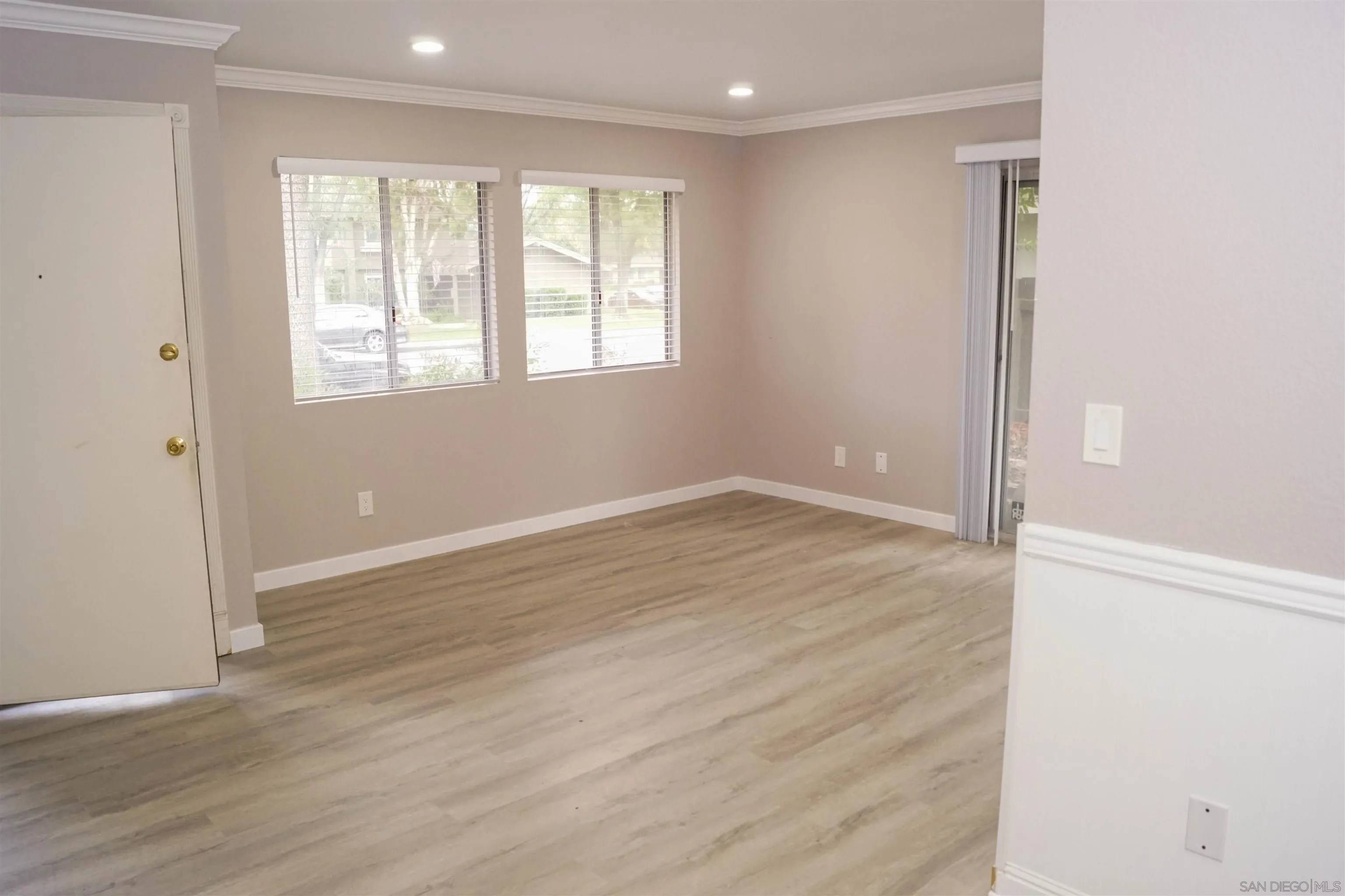 El Cajon, CA 92019,983 Amistad Place #A