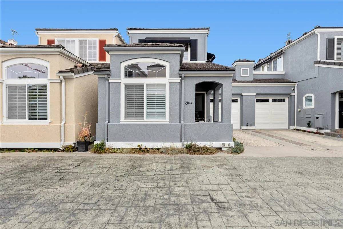Newport Beach, CA 92663,700 Lido Park Dr #5