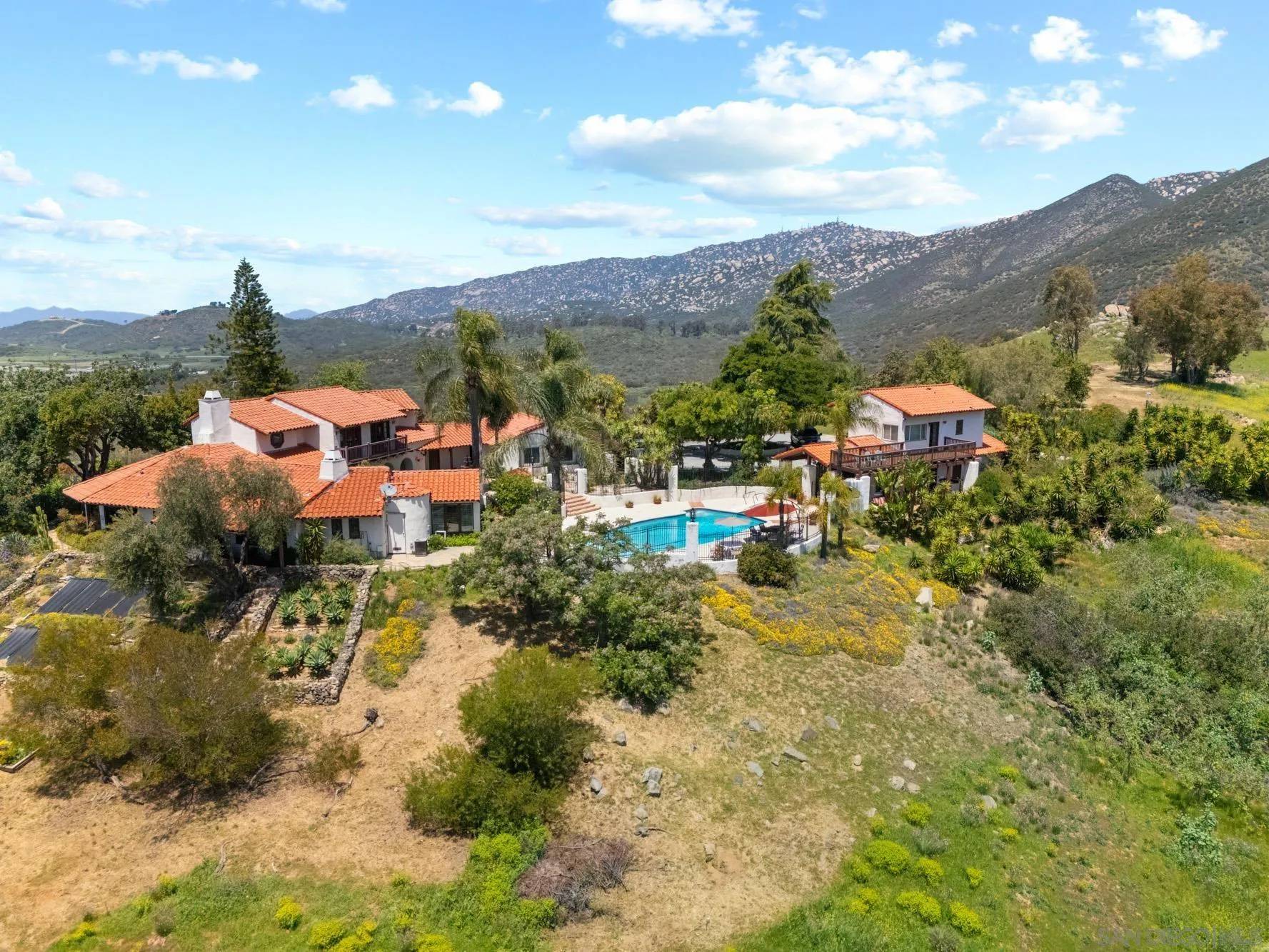 Poway, CA 92064,17156 Dos Hermanos