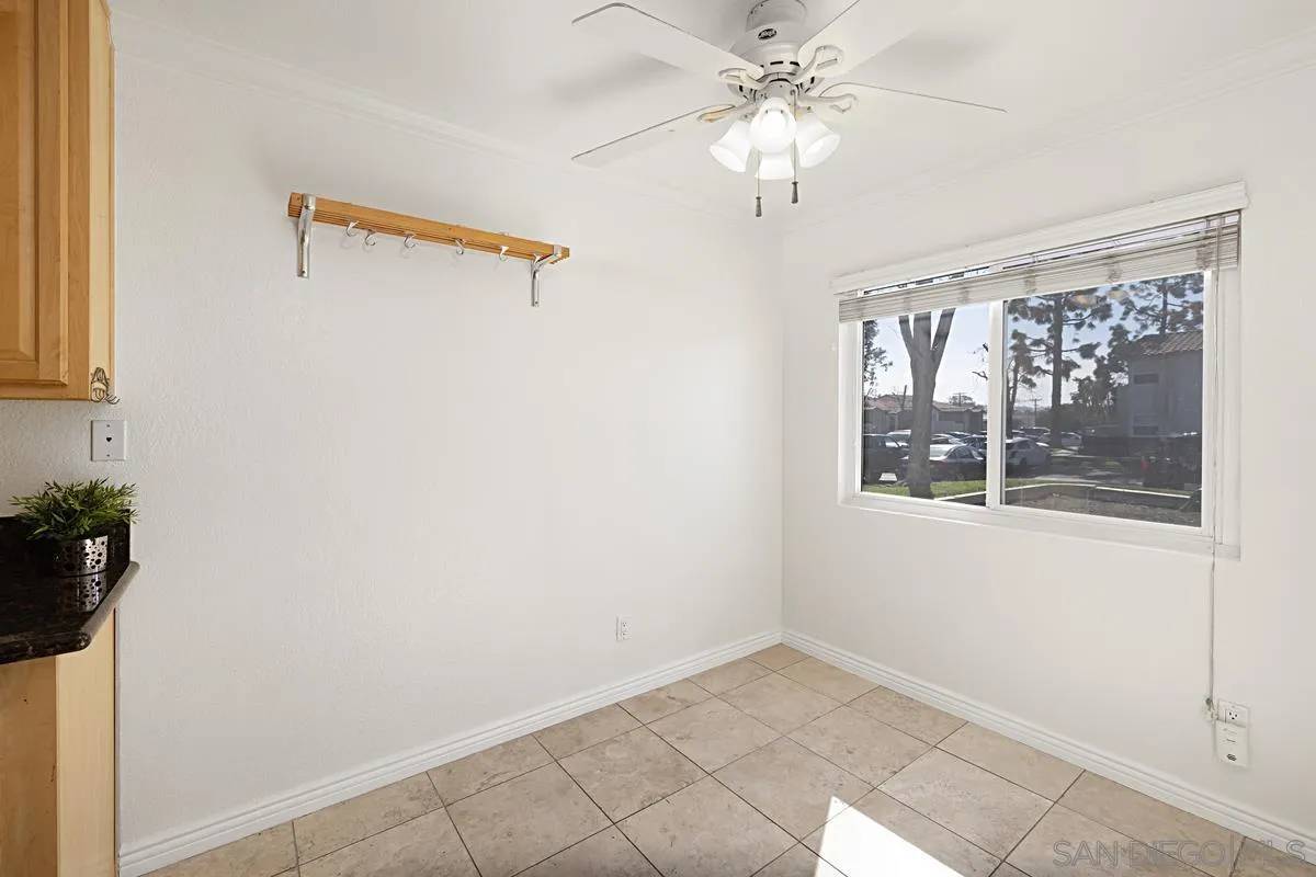 La Mesa, CA 91942,5419 Lake Murray Blvd #7