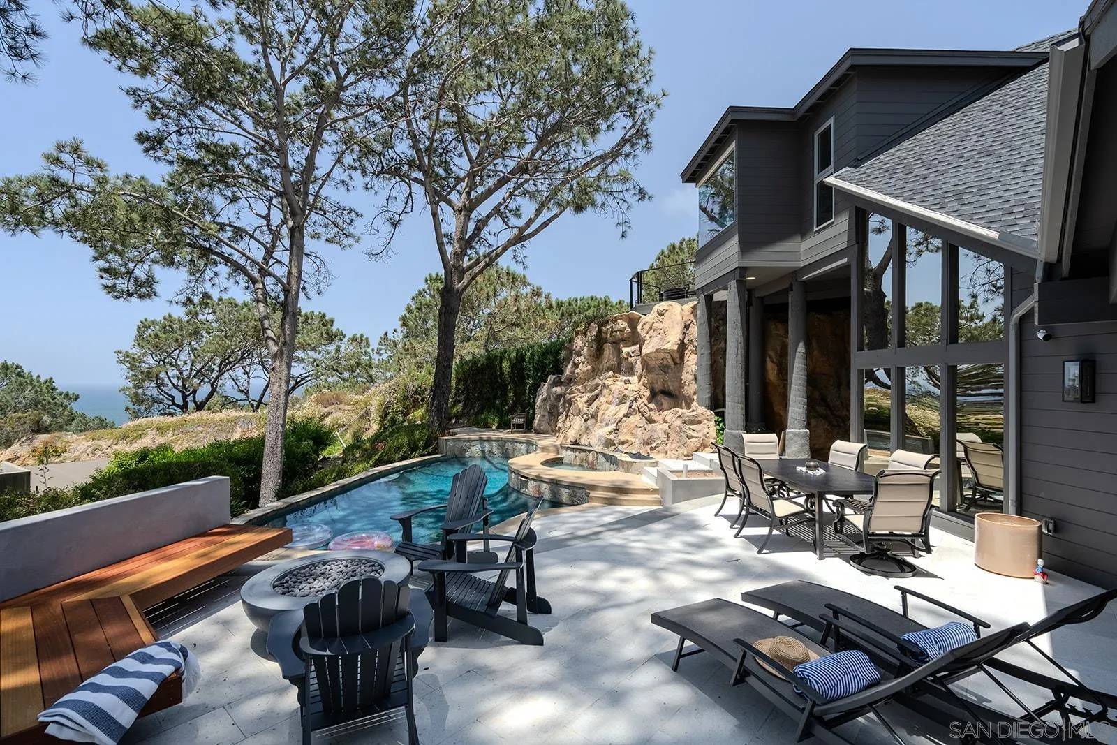 Del Mar, CA 92014,390 Hidden Pines Rd
