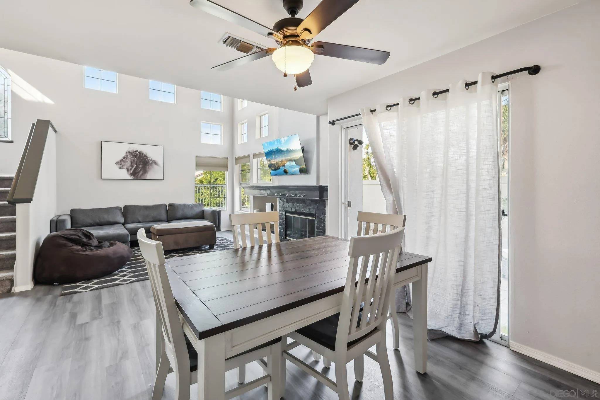 Oceanside, CA 92057,4635 Los Alamos #A