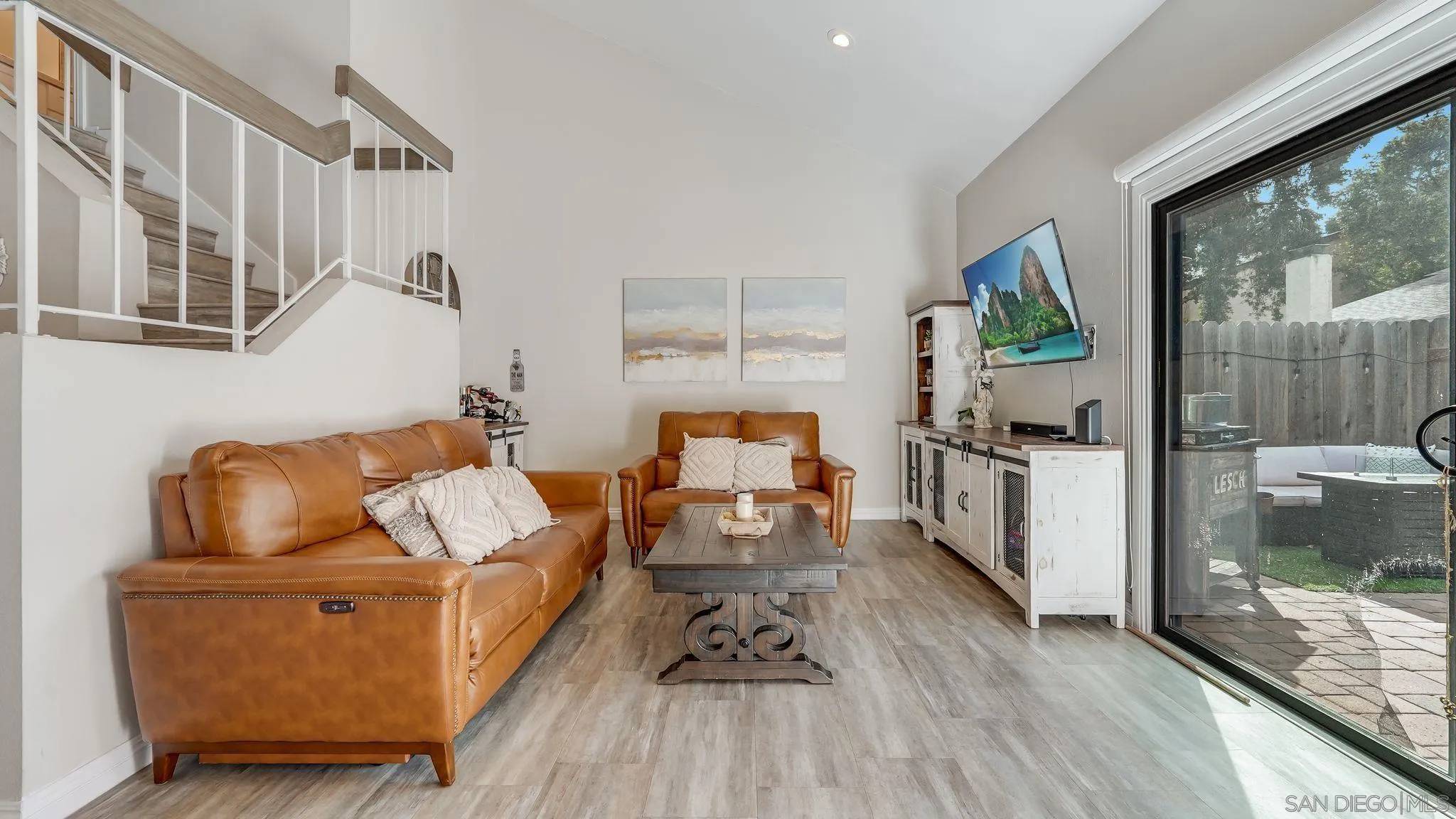 Bonita, CA 91902,3024 Plaza Natalia