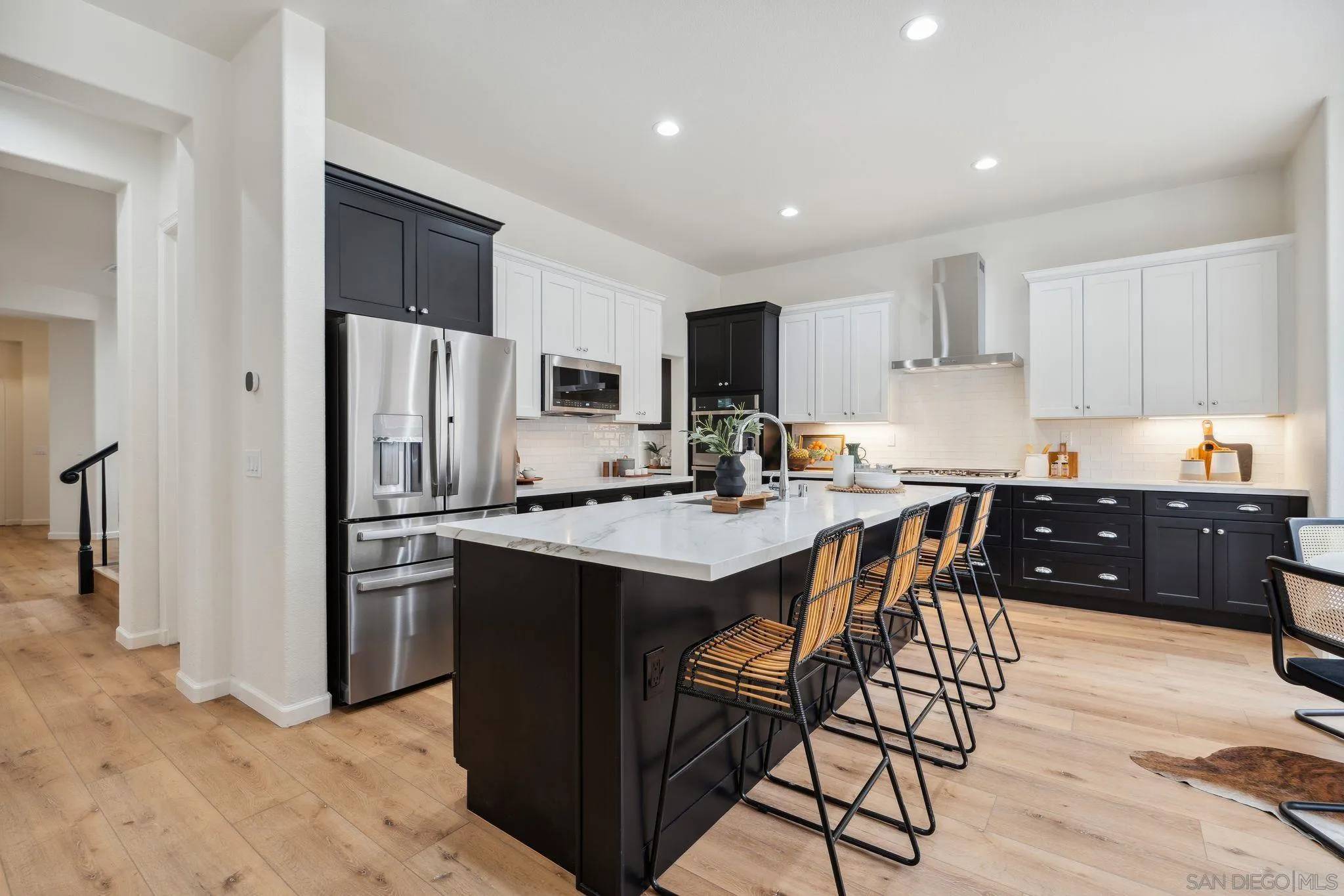 San Diego, CA 92129,13133 Via Canyon Dr