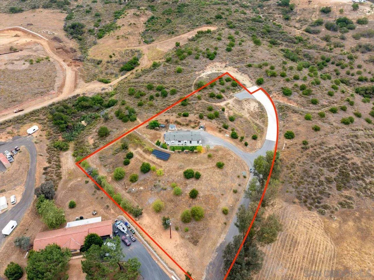 Valley Center, CA 92082,11776 Park Lilac Ln