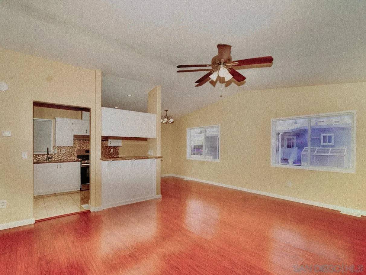 Escondido, CA 92025,26 Bahama Dr #26