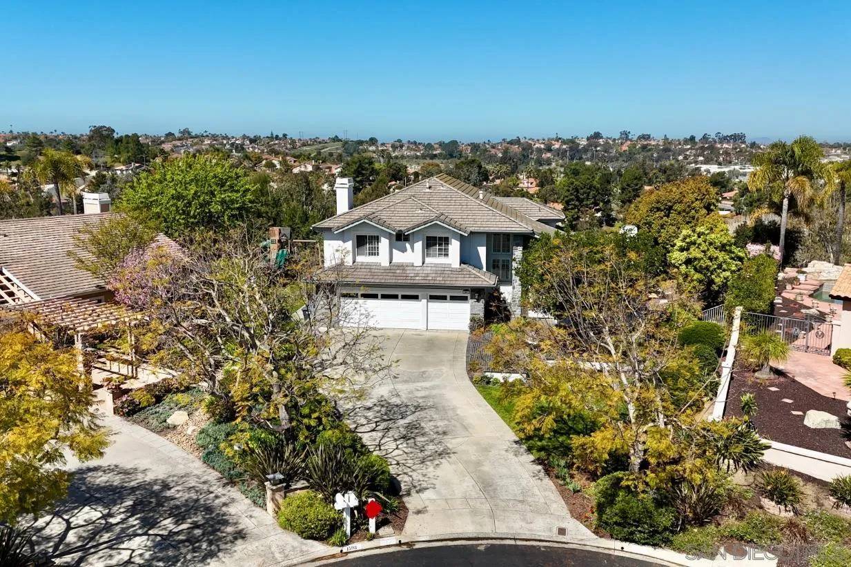 Vista, CA 92081,1597 Parkview Dr