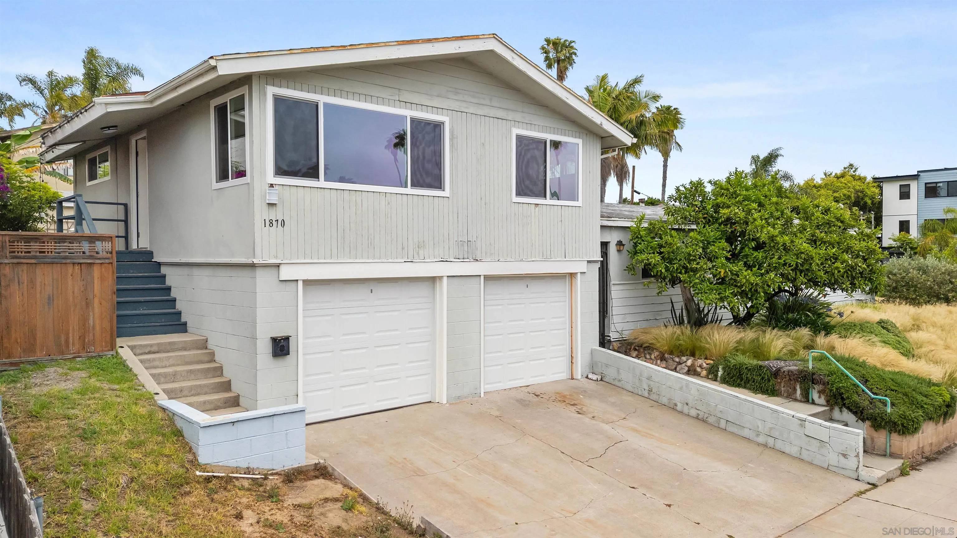 San Diego, CA 92109,4804 Lamont St