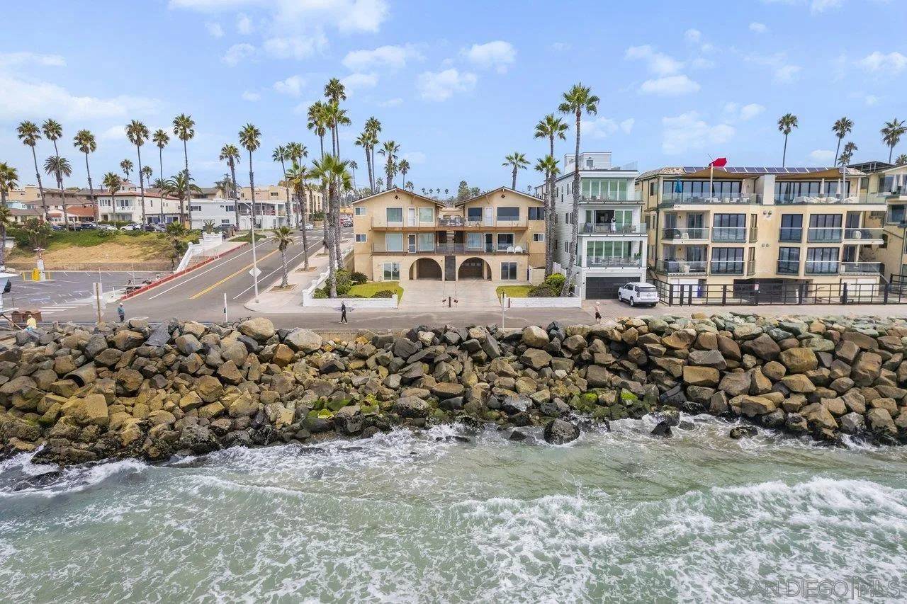 Oceanside, CA 92054,803 S Pacific St #3