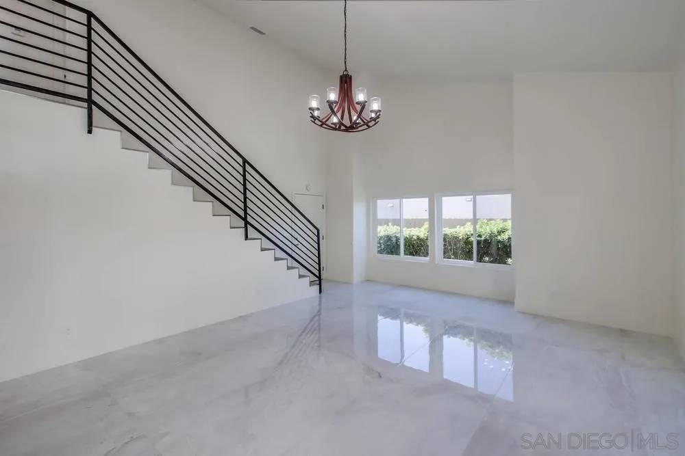 El Cajon, CA 92019,1510 Granite Hills Dr #Unit E