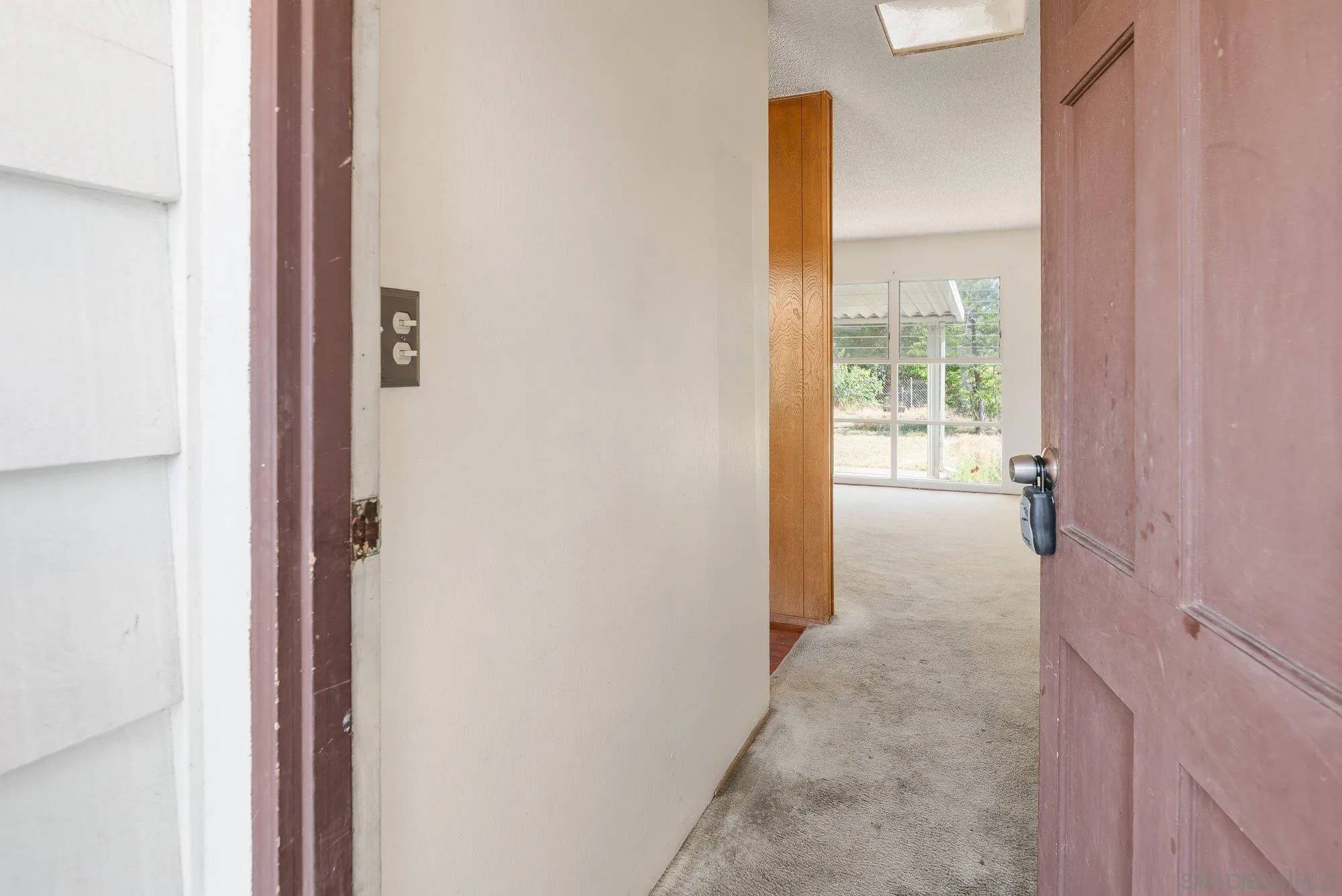 La Mesa, CA 91942,7575 Seton Hall St