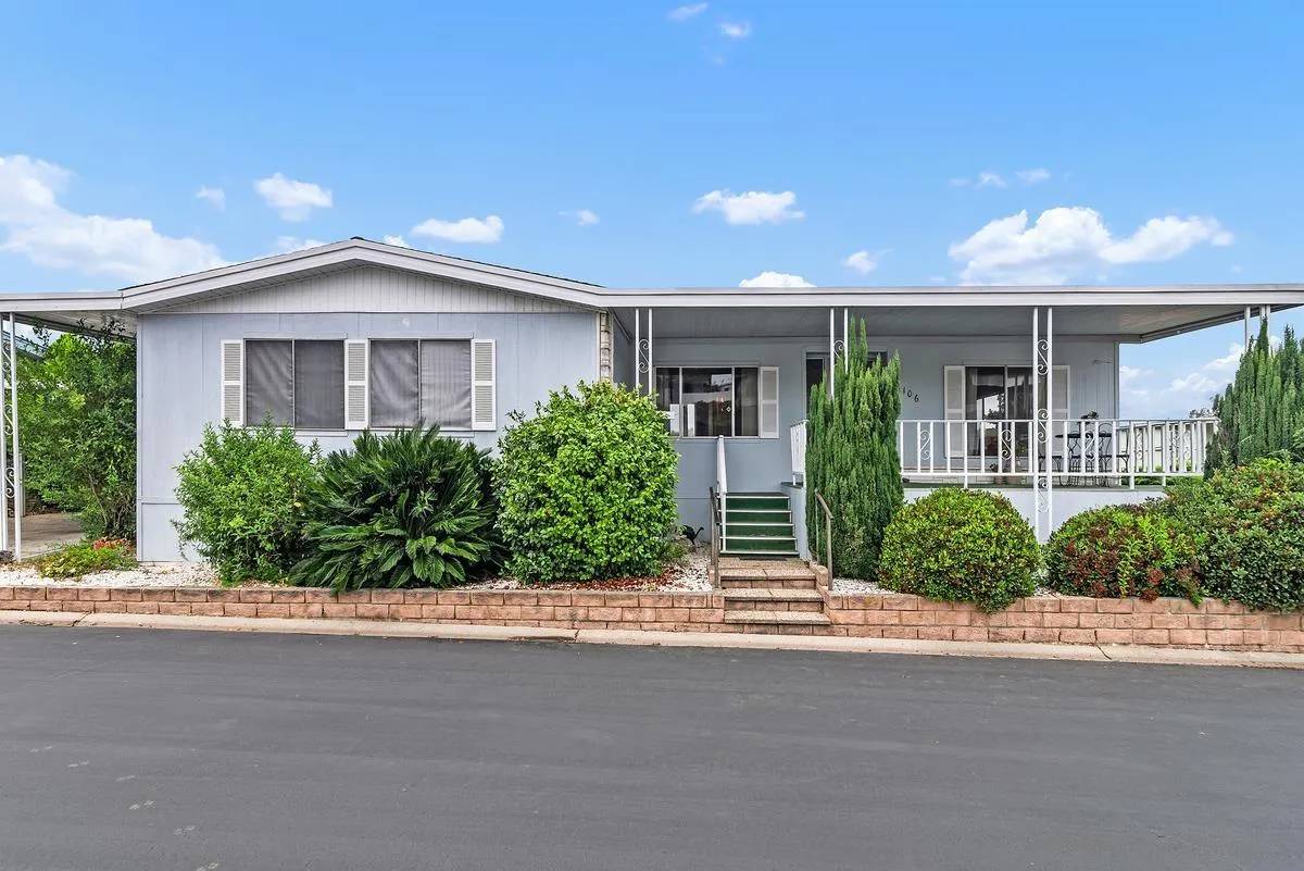 San Marcos, CA 92078,1195 La Moree Rd #106