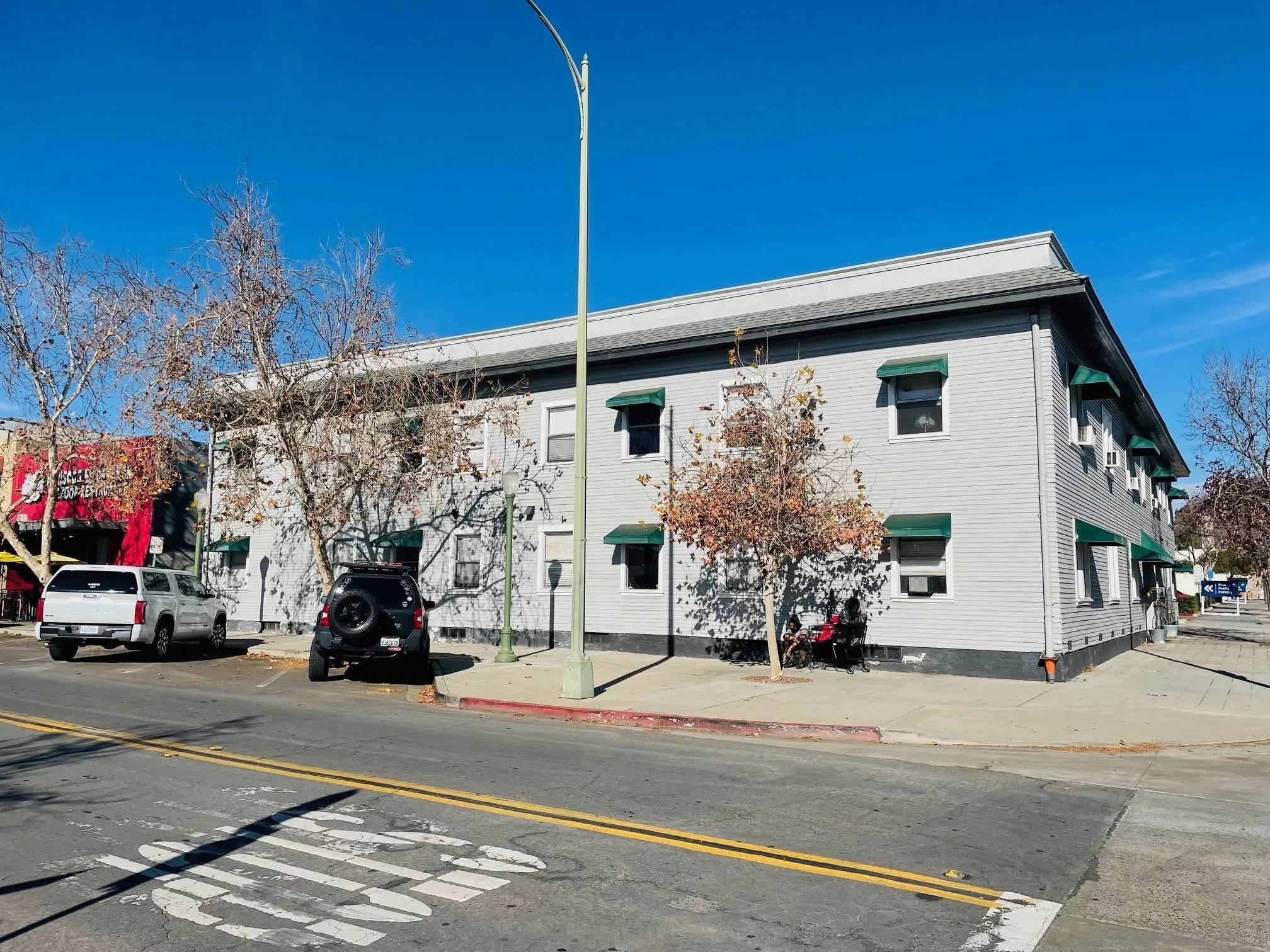 Escondido, CA 92025,204 E 2nd Avenue East