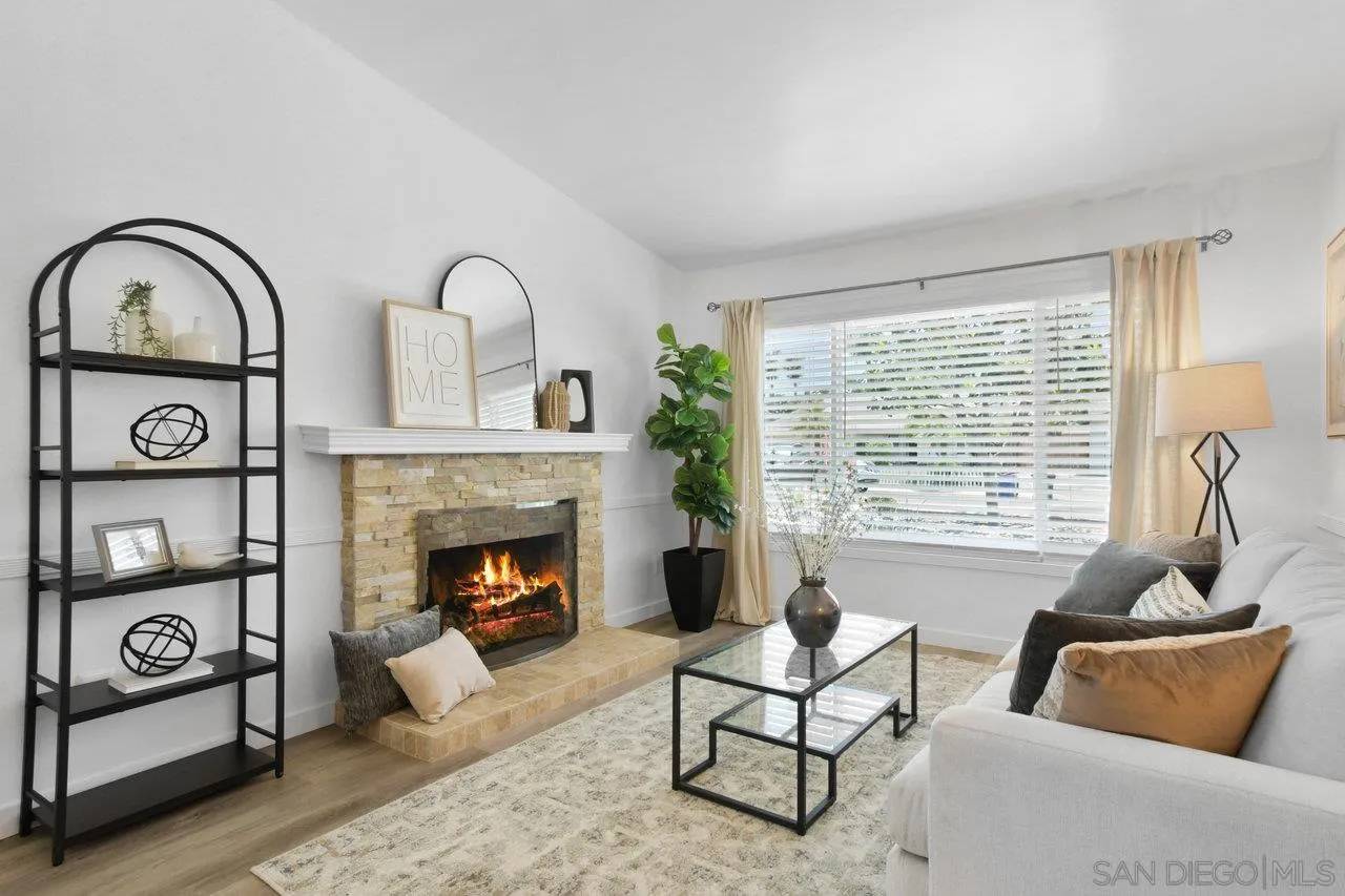 Santee, CA 92071,10240 Princess Marcie Dr