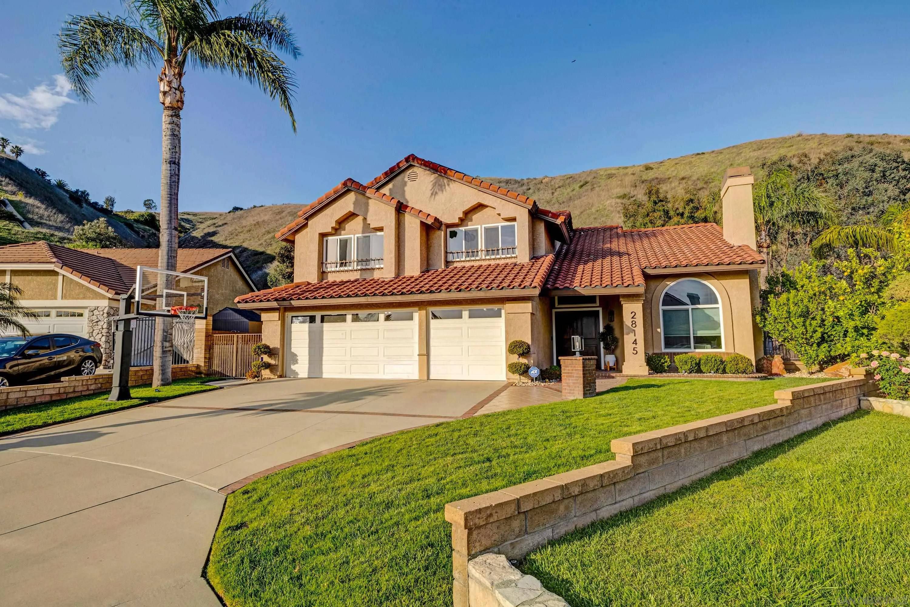 Yorba Linda, CA 92887,28145 Shady Meadow Ln