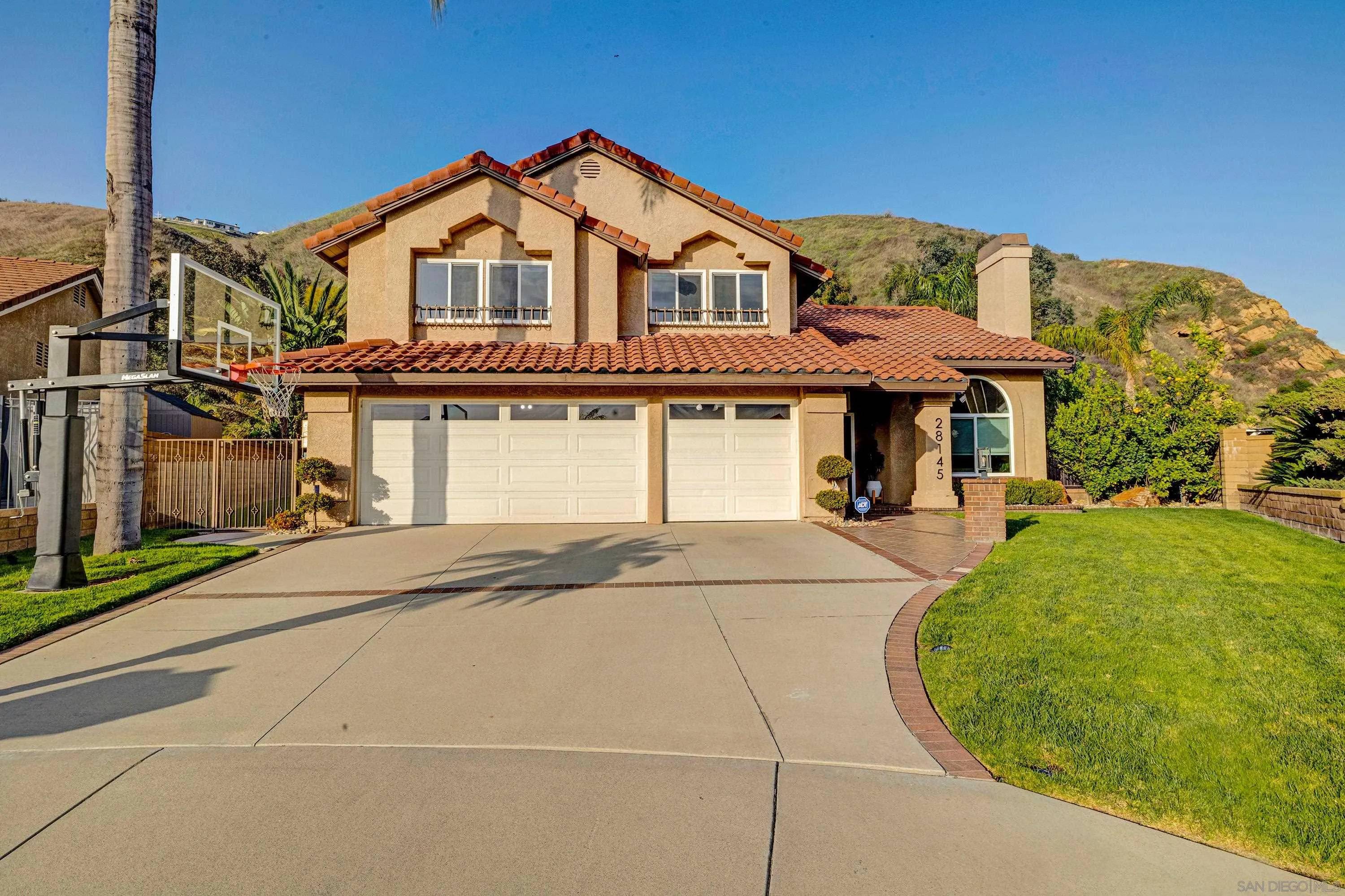 Yorba Linda, CA 92887,28145 Shady Meadow Ln