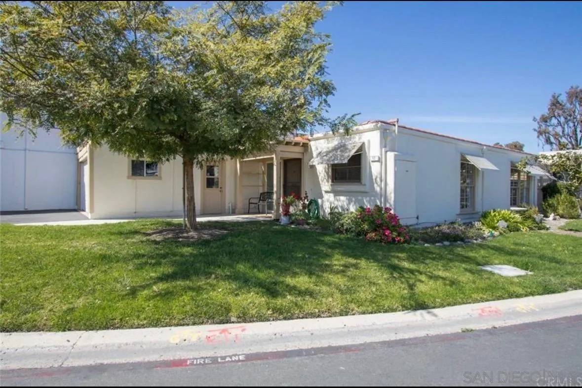 Oceanside, CA 92057,3621 Vista Campana S #52