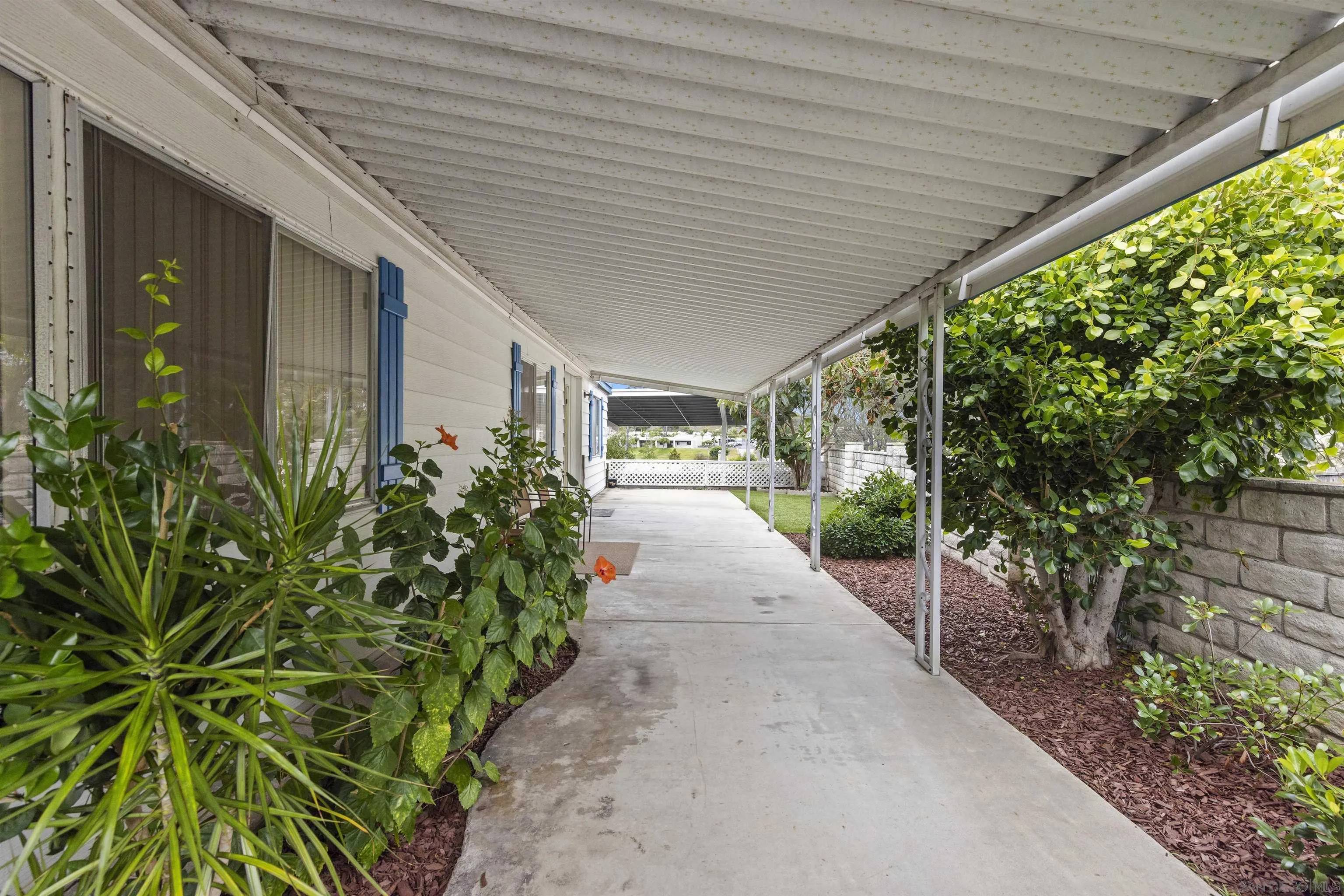 Encinitas, CA 92024,350 N El Camino Real #18